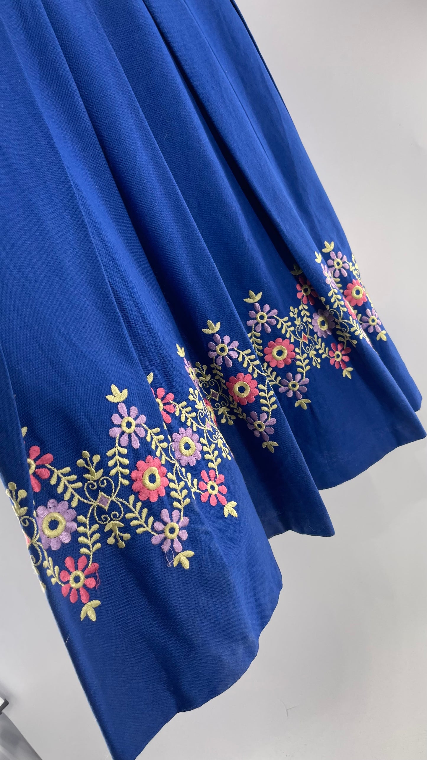 Vintage 1970s Spitzing Modell Wilhelm Picherer Hohenkirchen Traditional German Hand Embroidered Royal Blue Dress (M)