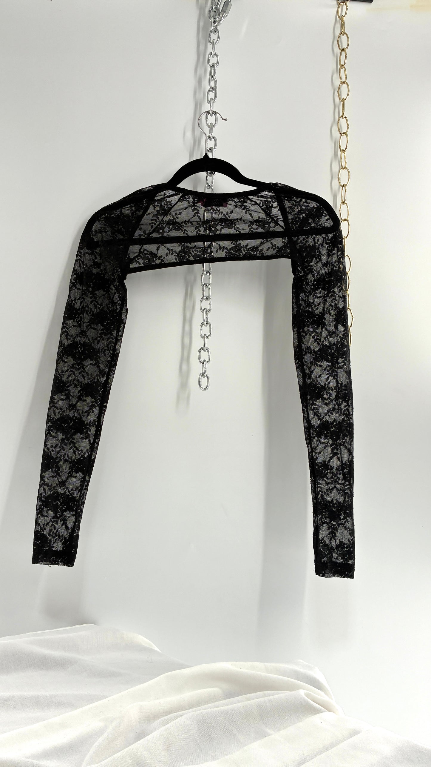 EDIKTED Black Lace Long Sleeve Shrug (Medium)