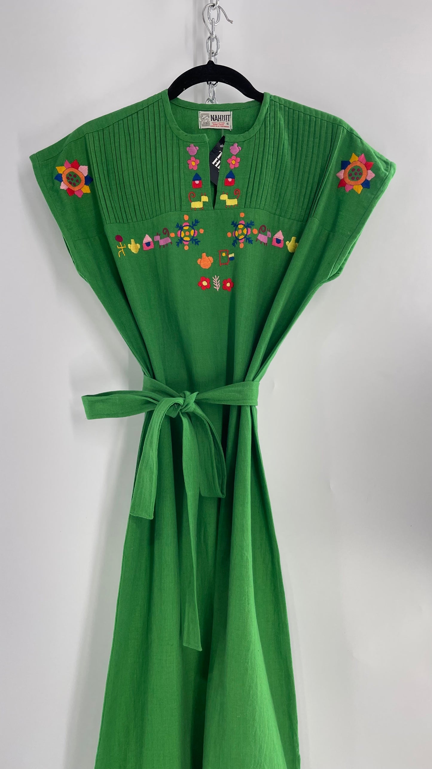 Vintage 1970s NAHUIT 100% Cotton, Kelly Green, Embroidered Tunic Dress Imported from El Salvador (Small)