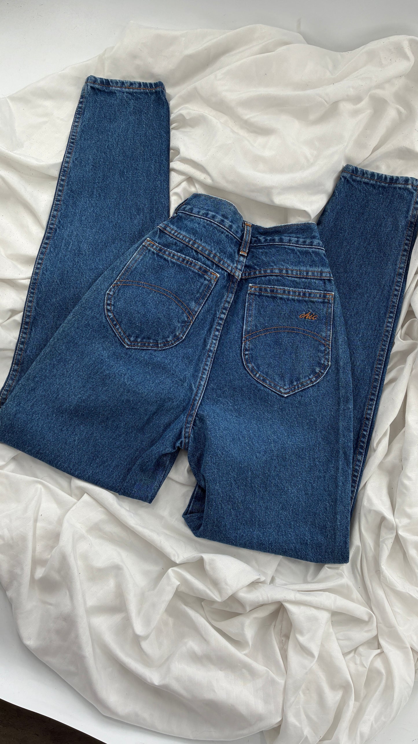 Vintage 1980s CHIC Ultra High Waisted Jeans (5Tall)