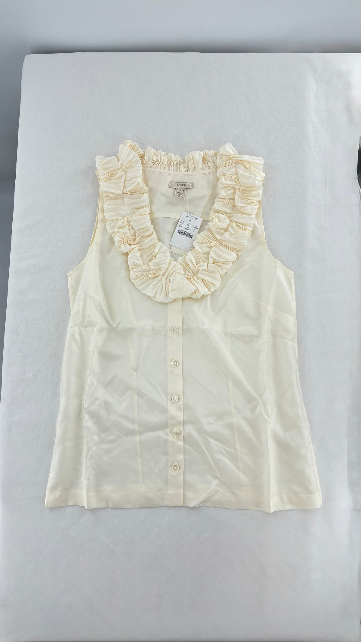 Vintage JCREW Ivory 100% Silk Button Front Sleeveless with Ruffled Neckline (0)