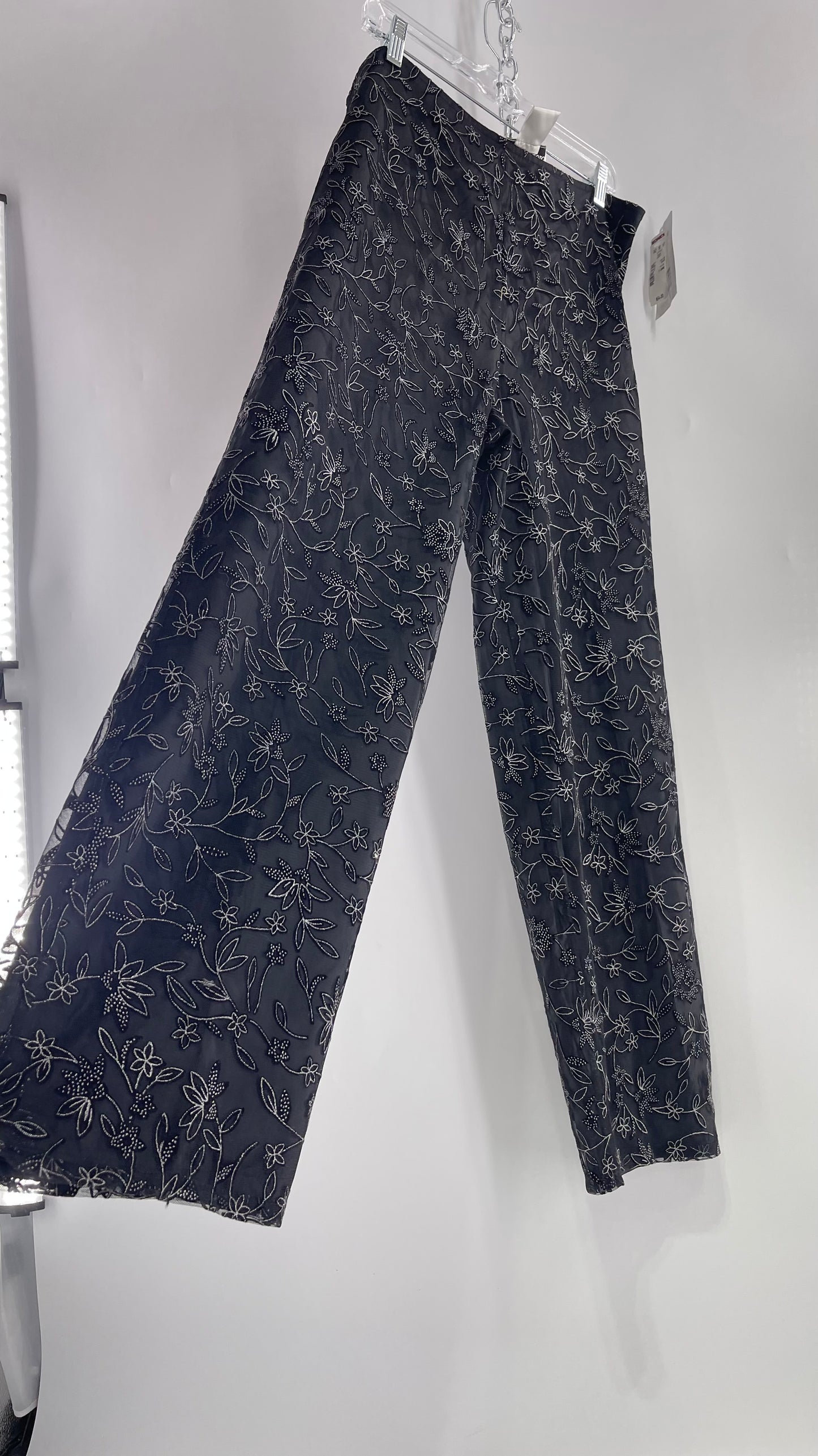 Deadstock Vintage Ronni Nicole 1990 Black Capri with Mesh Silver Floral Details and Tags Attached (XL)