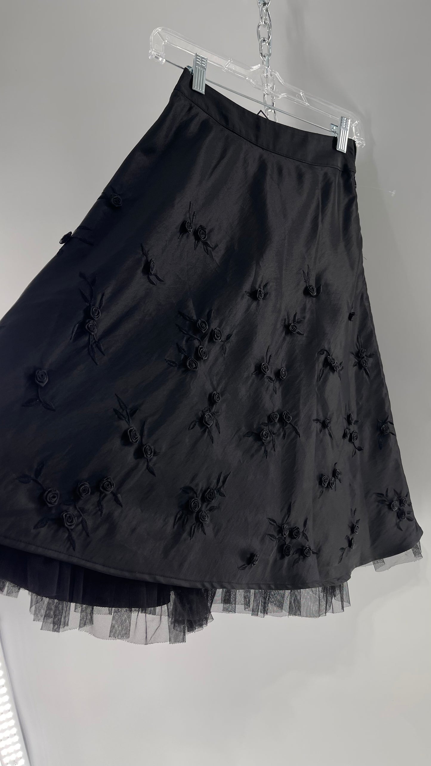 Vintage Josephine Chaus Petite Black Skirt with Rosettes and Mesh Underlay (6P)