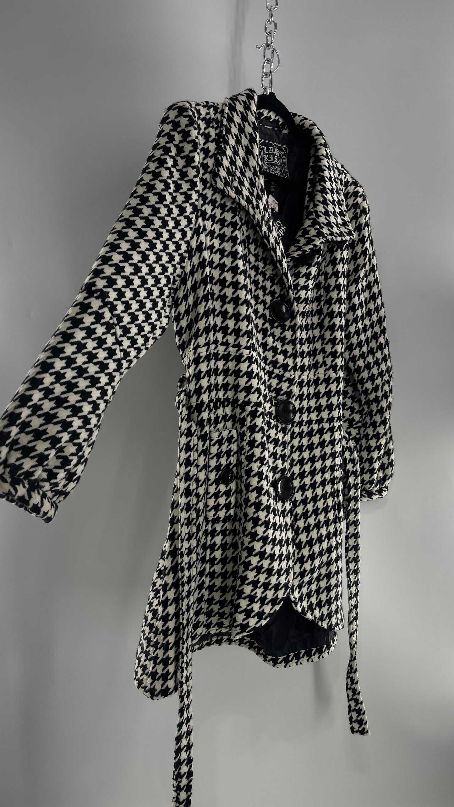 Deadstock Vintage Last Kiss Houndstooth Coat with Bubble Sleeve, Waist Tie, and Sweeping Hem (XXL)