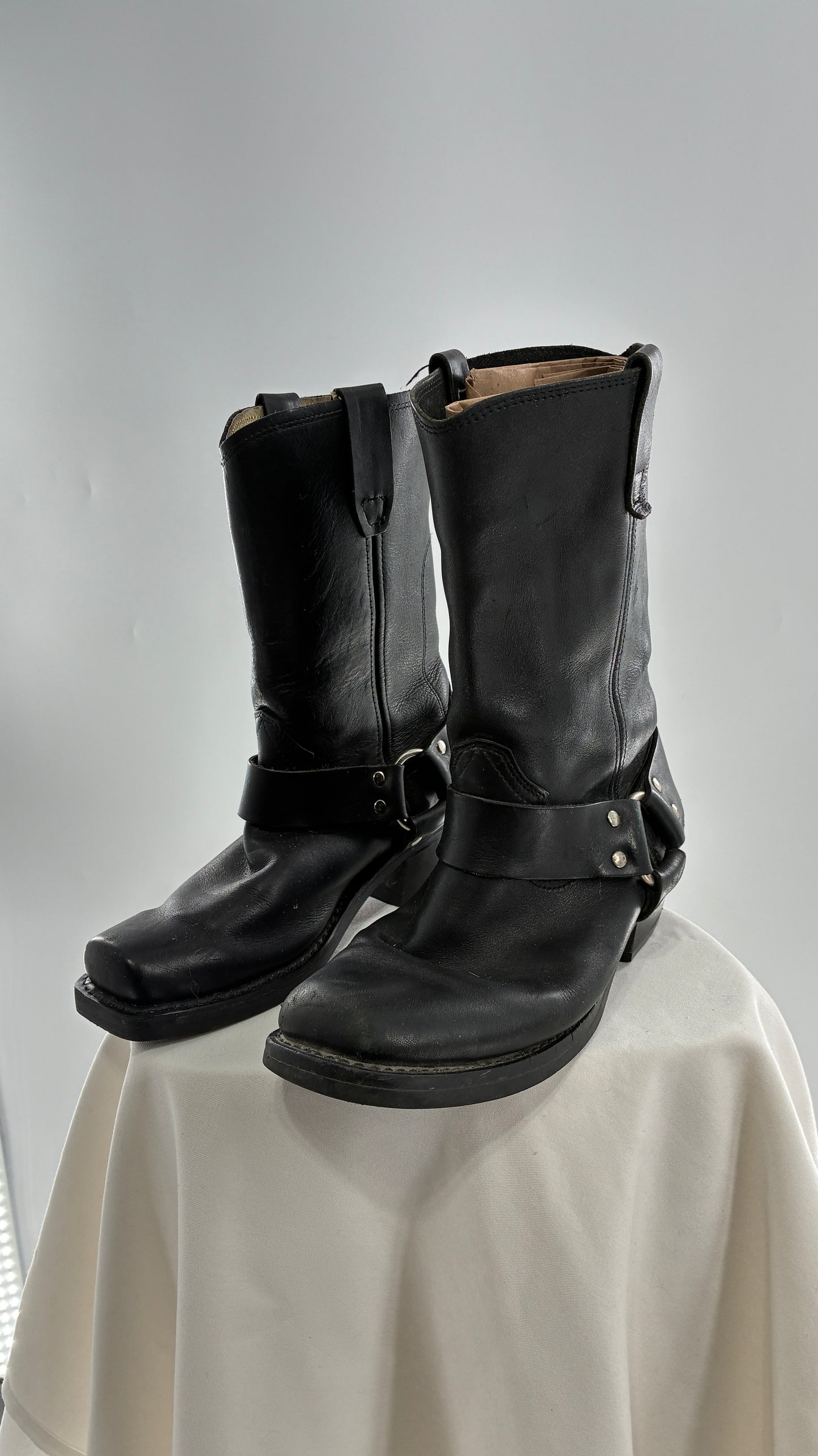 Vintage Mismatched Black Heavy Duty Leather Motorcycle Boots (8,9?)
