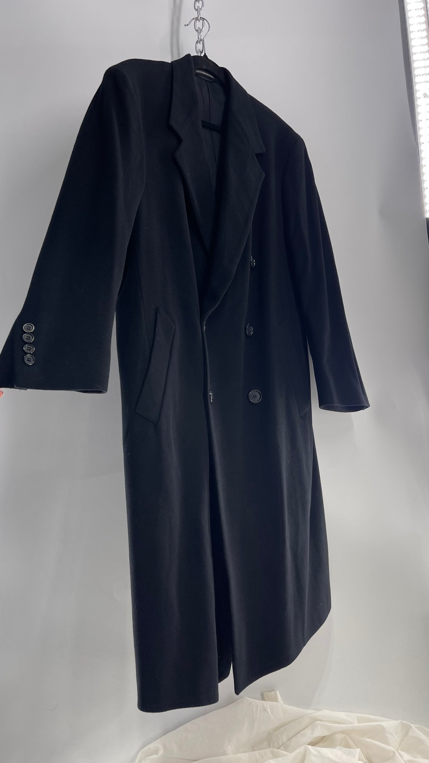 Vintage Black Wool Woven Coat Made in Dominican Republic (Large)