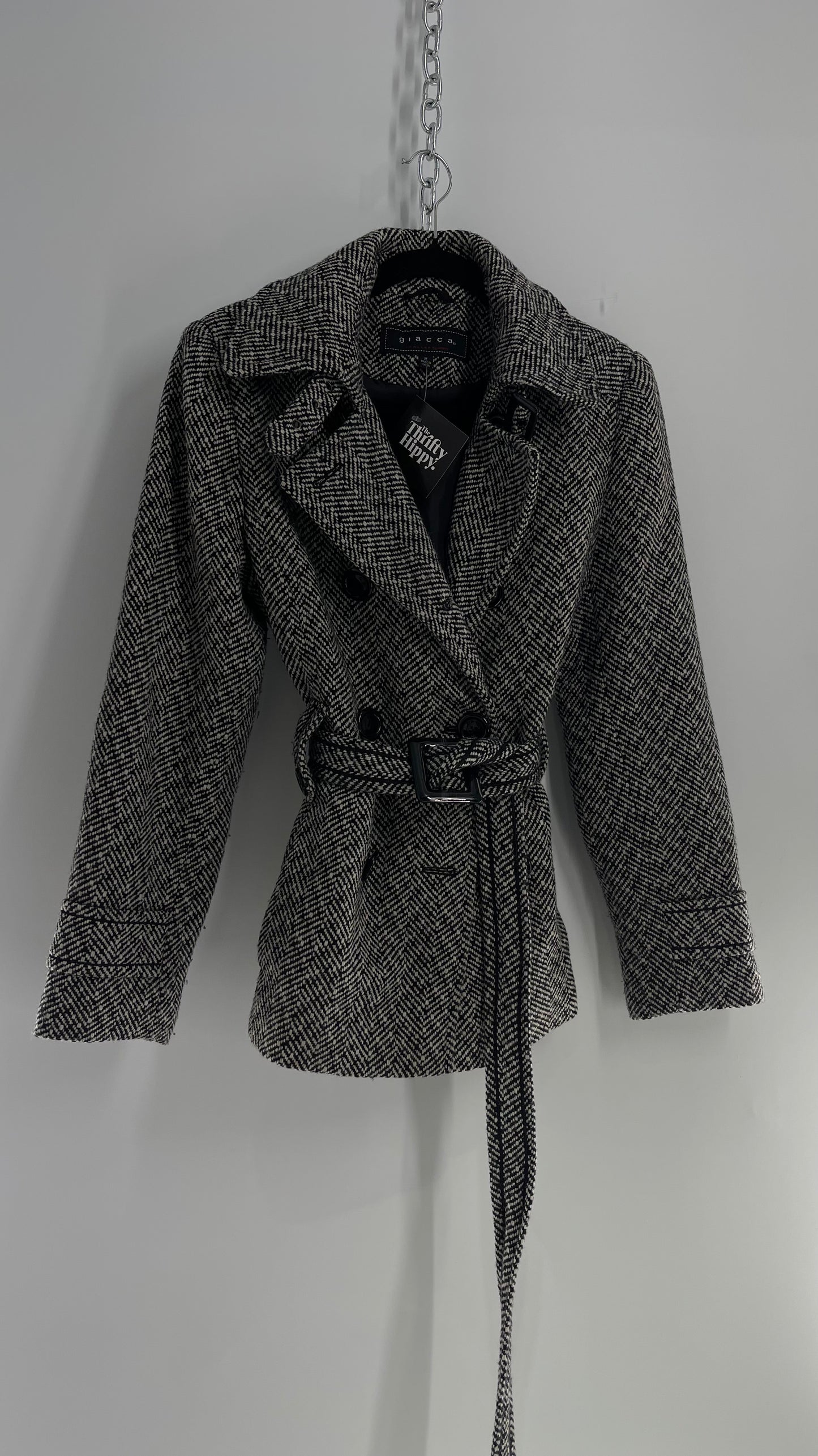 Vintage GIACCA Black and White Knit Tweed Jacket Belted at the Waist and Neck (Medium)