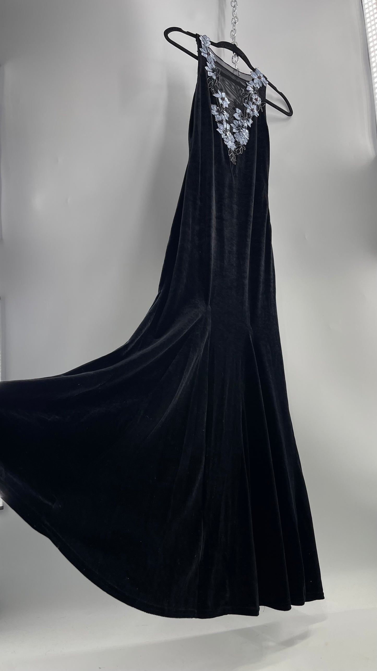 Vintage Jessica McClintock Black Velvet Fit And Flare Gown with Plunging Neckline Covered in Embroidered Beaded Pale Blue Flowers (2)