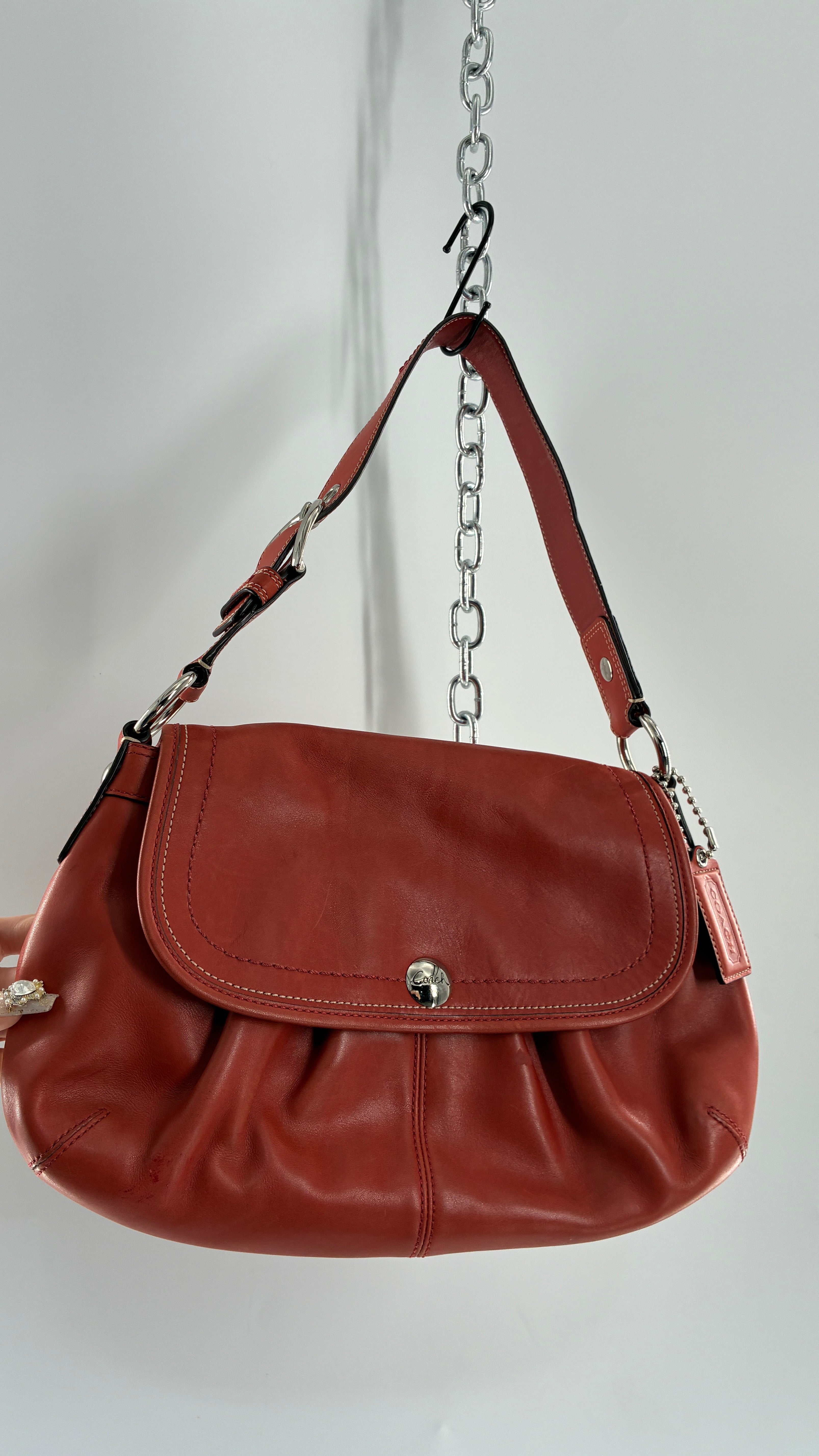 バッグ vintage coach shoulder bag soho leather Vintage COACH Soho Salmon Orange Genuine Leather Shoulder Bag