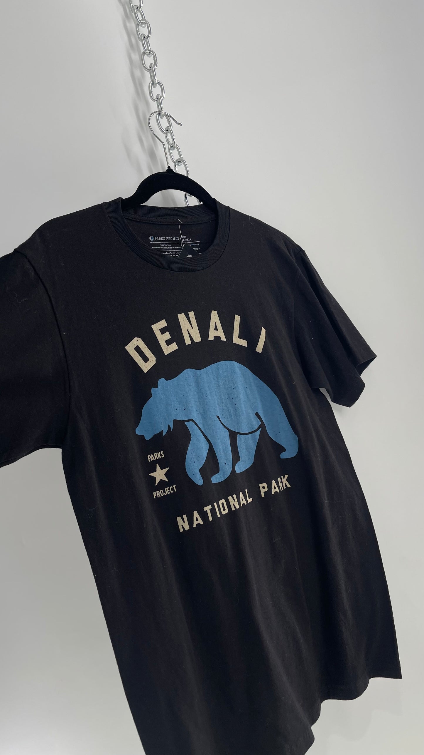 Parks Project Urban Outfitters Denali National Park T Shirt (Small)