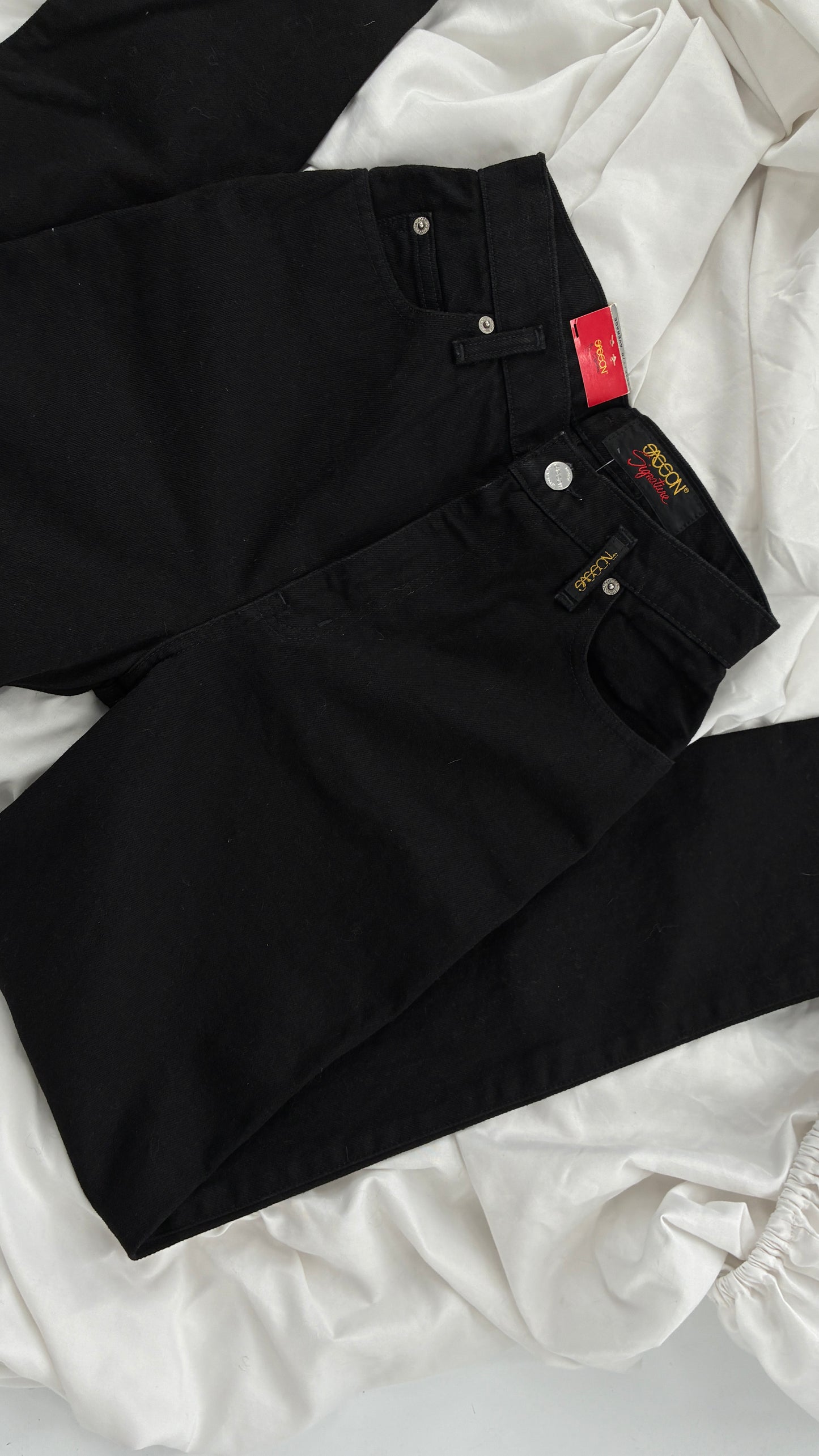 Deadstock Vintage 1980s SASSON Black High Waisted Mom Jean (7/8)