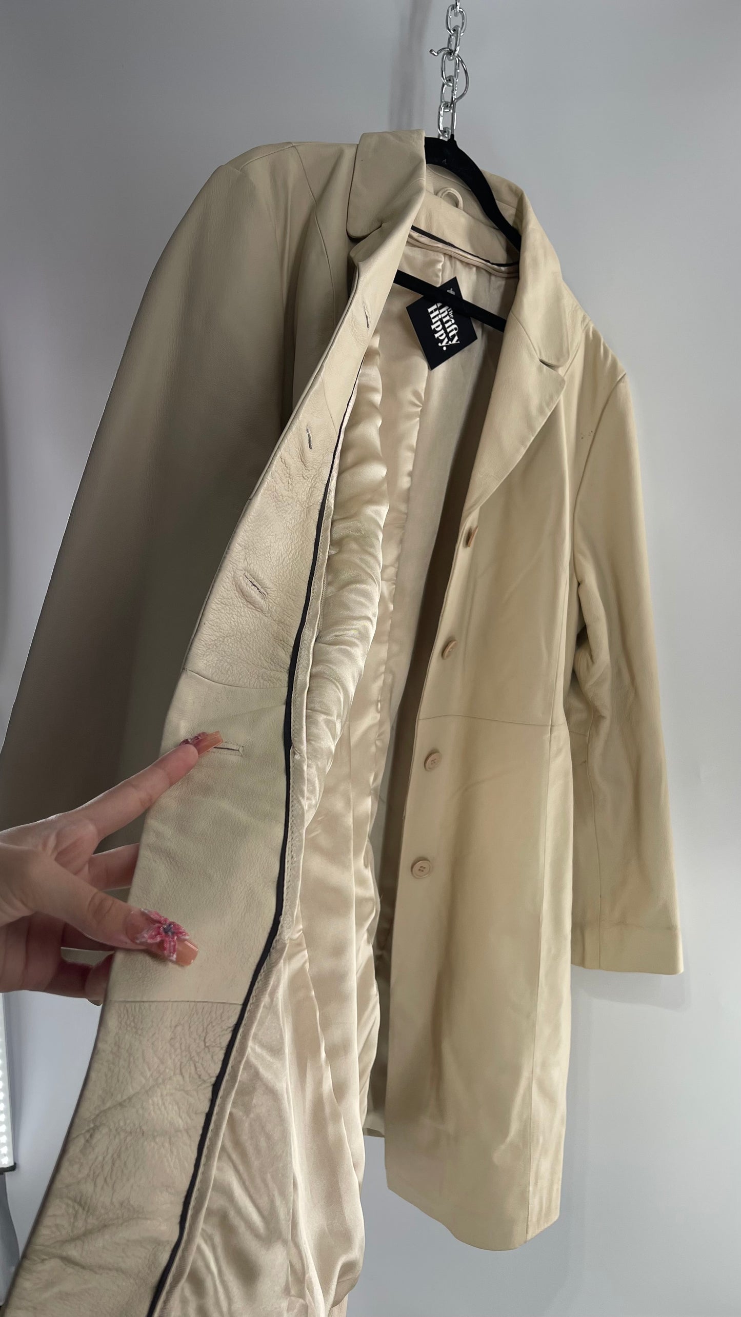 VINTAGE Off White Genuine Leather Coat (Large)