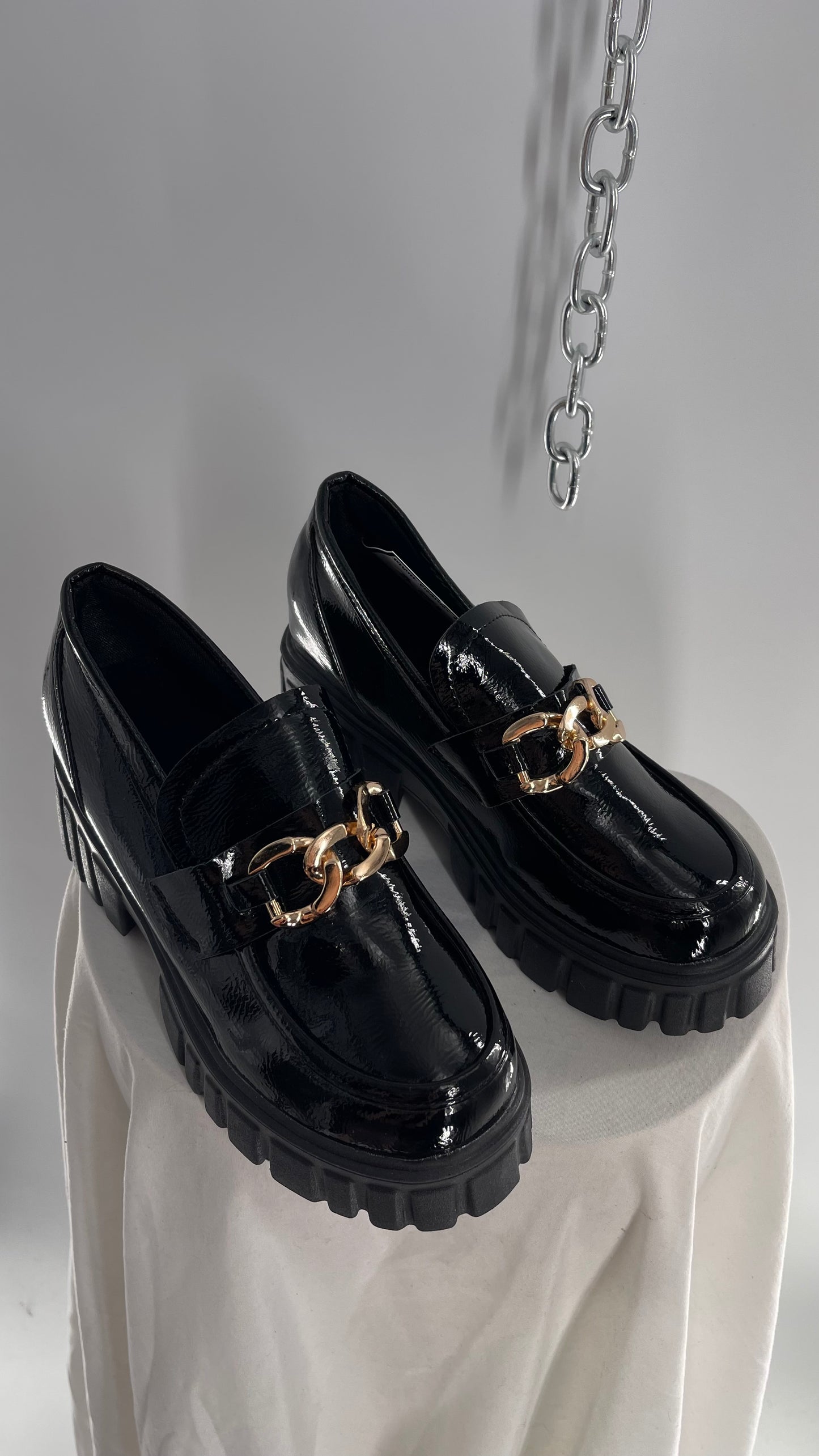 Patent Pleather Platform Oxfords with Gold Chain Detailing (7)