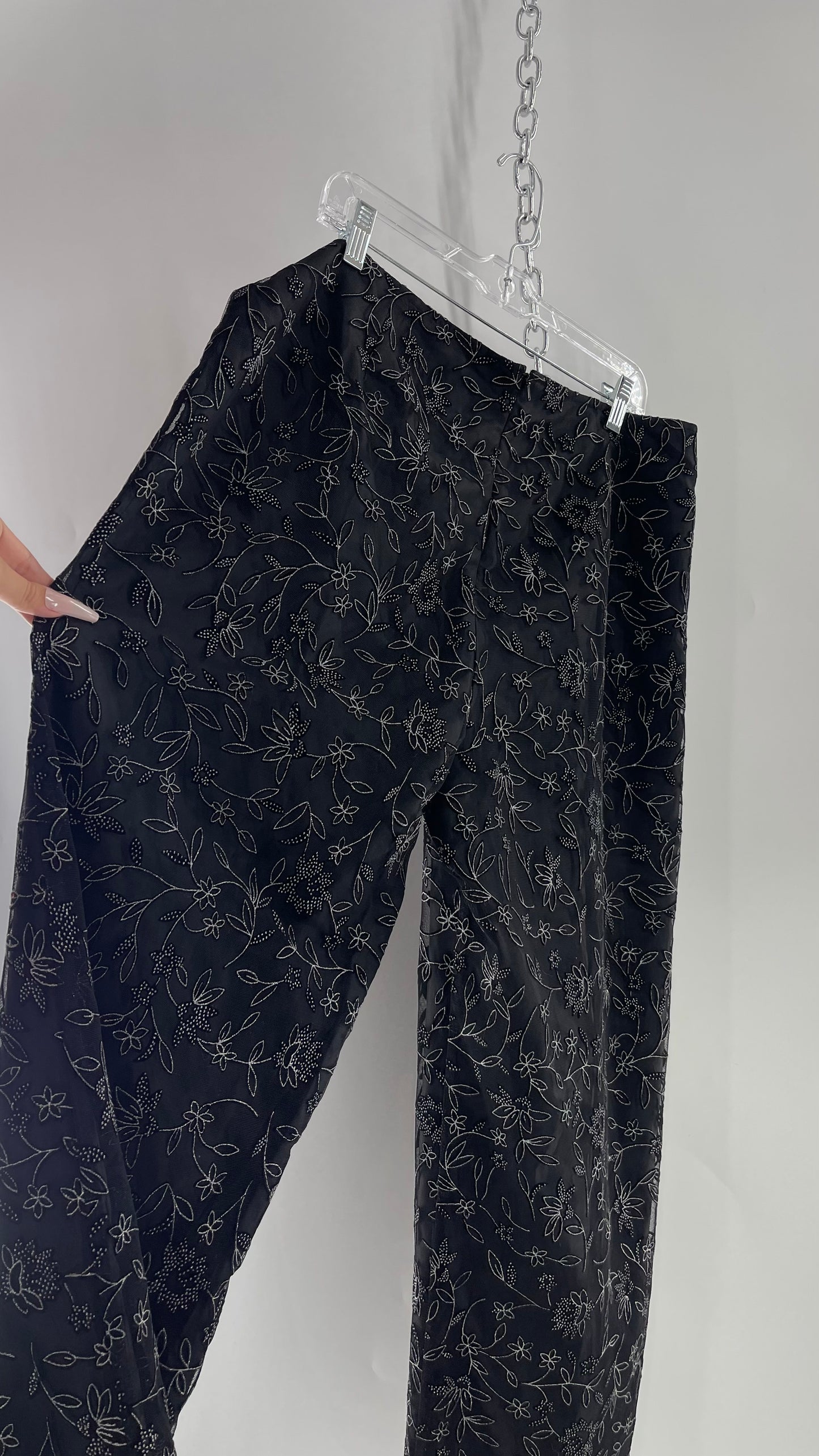 Deadstock Vintage Ronni Nicole 1990 Black Capri with Mesh Silver Floral Details and Tags Attached (XL)