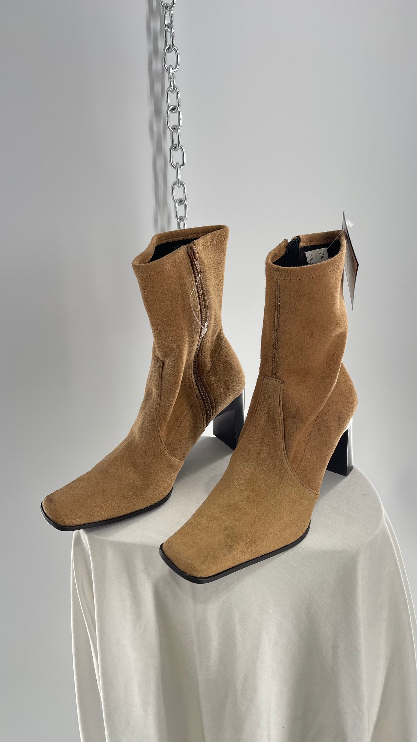 Vintage PREDICTIONS Tan Square Toe Block Heel Booties (6.5)