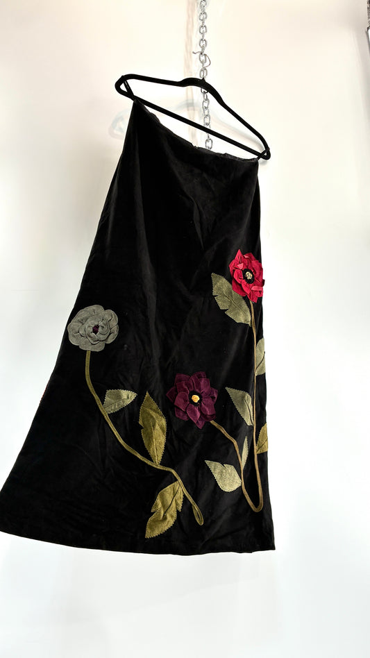 Vintage NEW YORK KAREN GRONER GROWN BEANS Black Leather Skirt with Appliqué Flowers (Small)