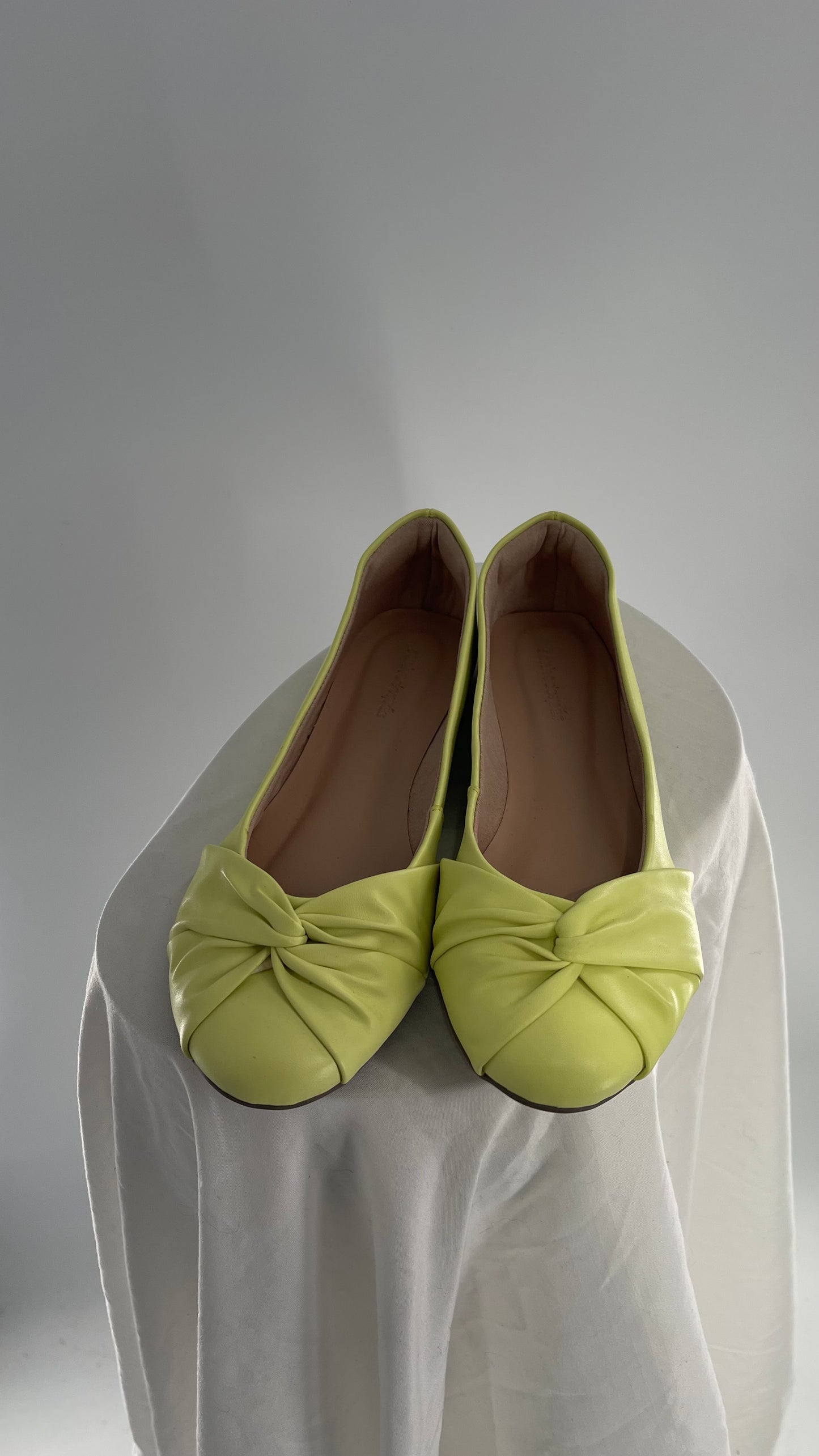 Brazilian Sonhos Dos Pés Neon Yellow Ruched Ballet Flat (37)