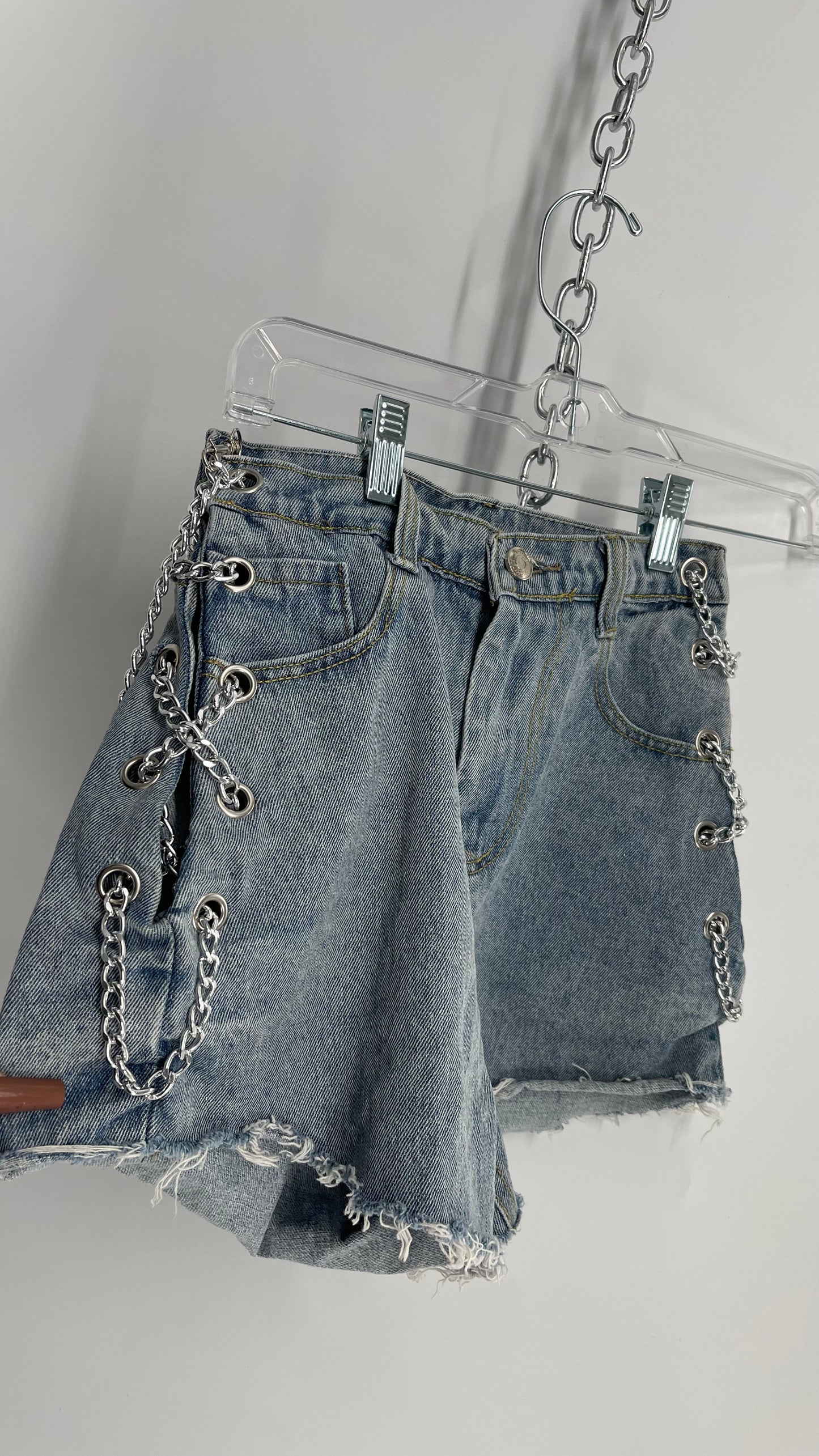 Vintage High Waisted Open, Chain Side Denim Shorts (Small)