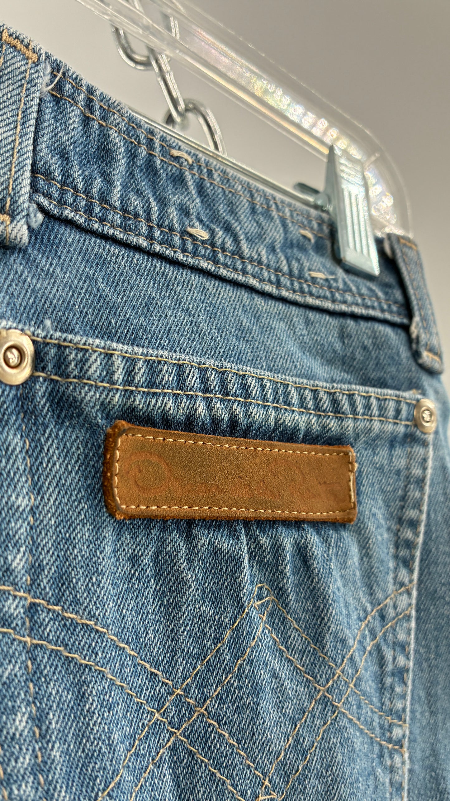Vintage Oscar de la Renta Light Wash Straight Leg Jeans (10)