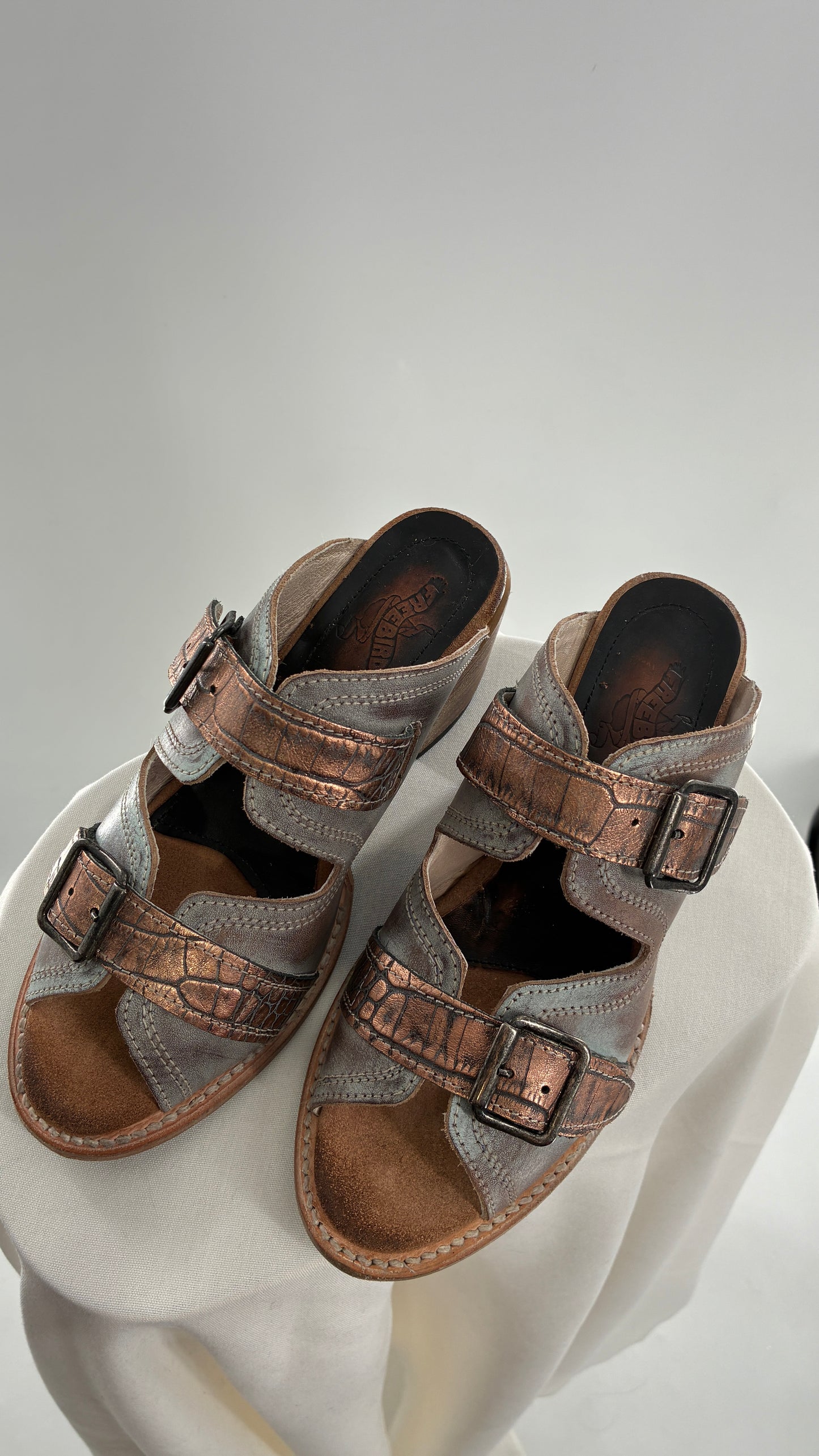 Free Bird Caprice Leather Sandal with Bronze Embossed Straps and Stamped Sole Made in Mexico (7)