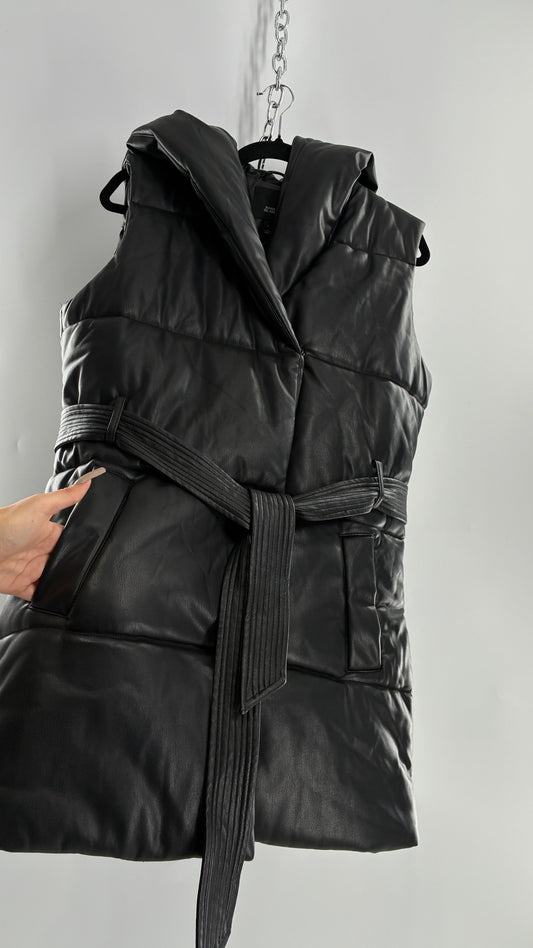 River Island Black Vegan Leather Puffer Style Sleeveless Vest (Small)