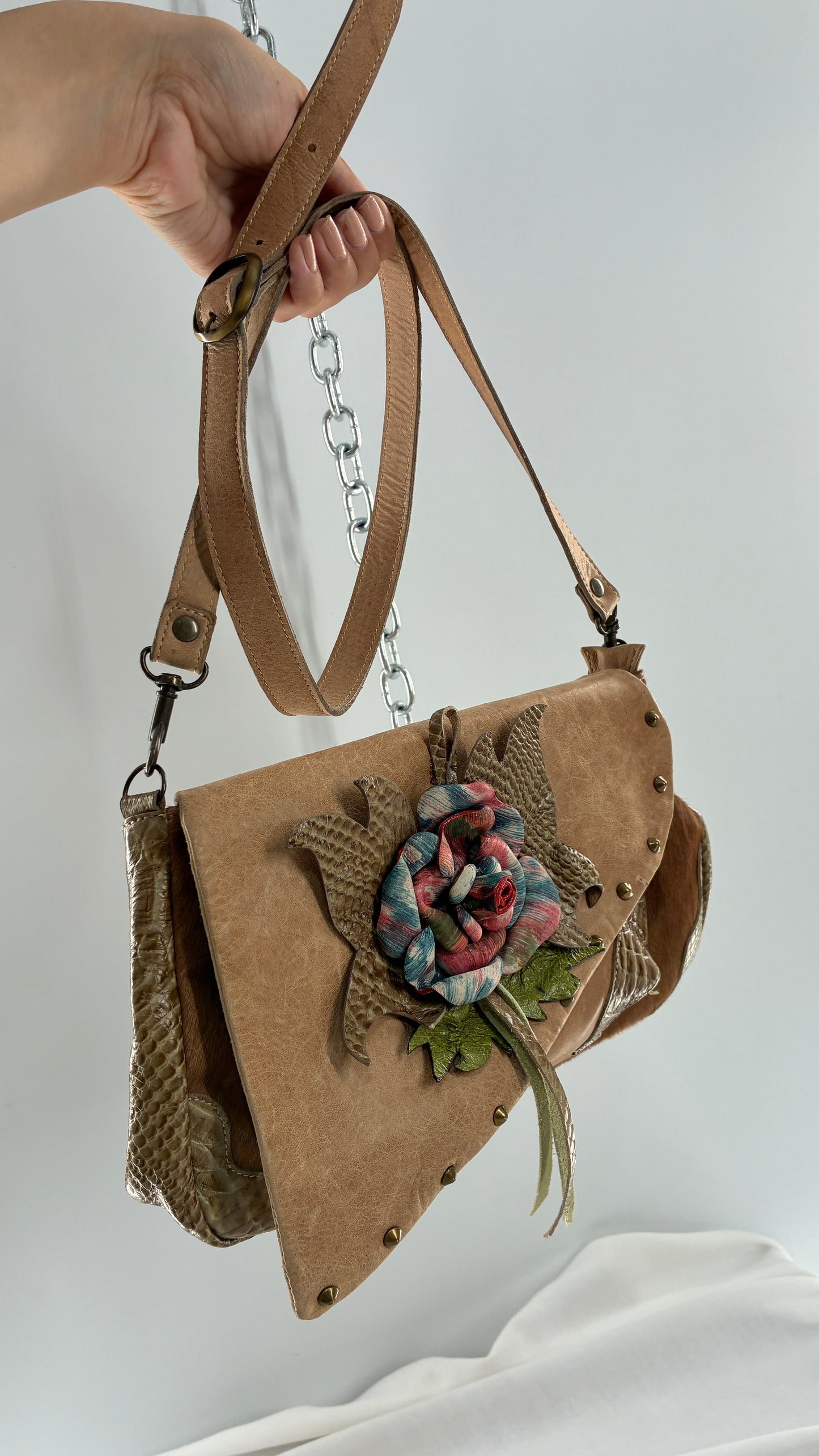 Vintage CLAUDIA ROLDANI Leather Rosette Purse Made in Colombia