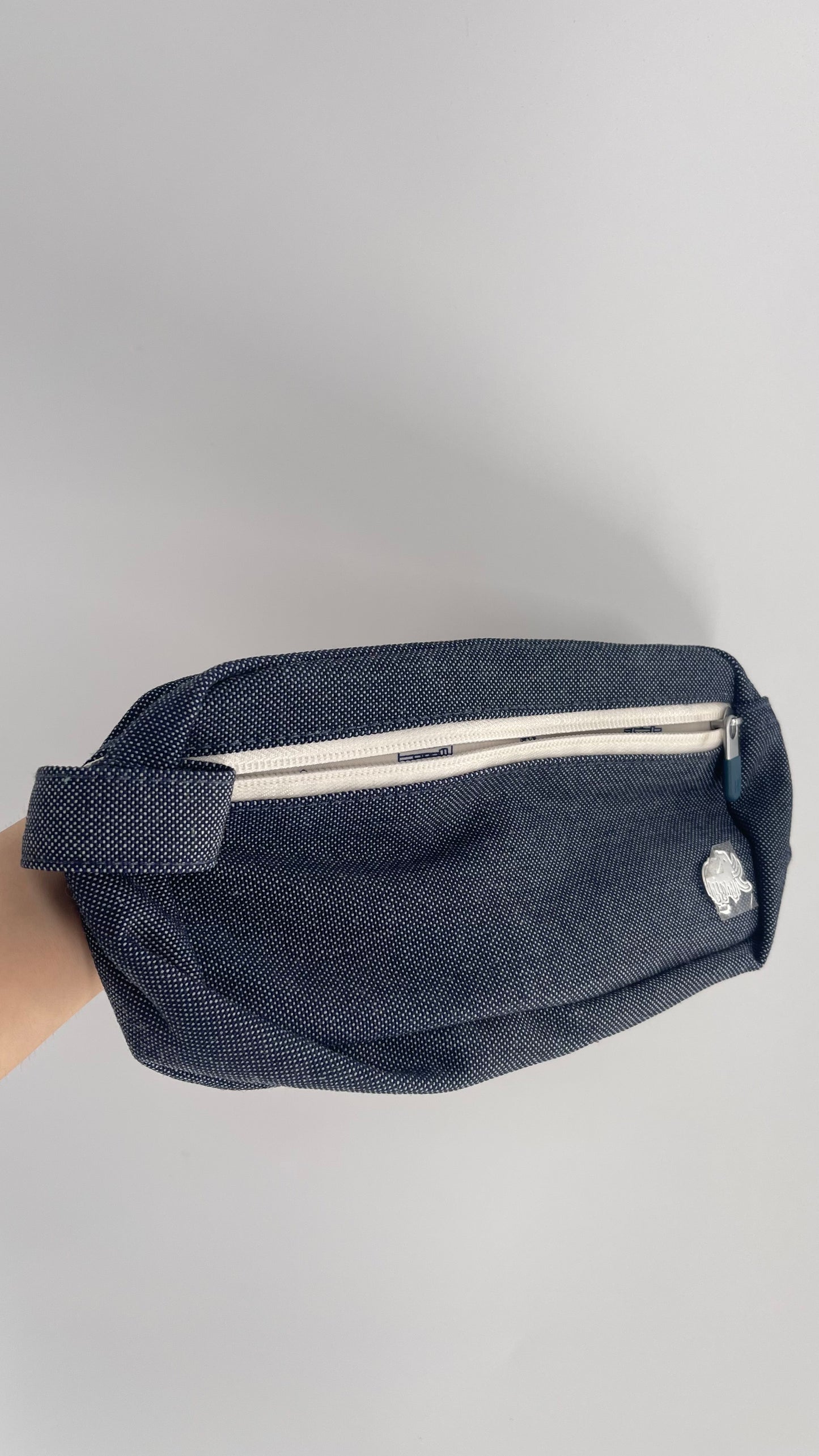 Harry’s Men’s Denim Style Toiletry Bag with Patterned Lining