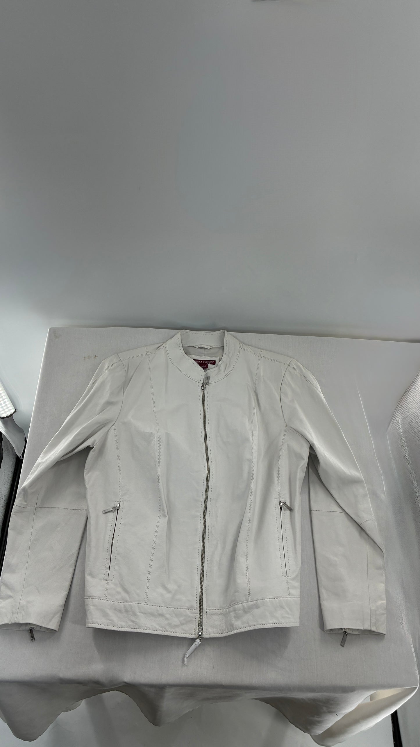 Deadstock Vintage JESSICA LONDON White Genuine Leather Paneled Motorcycle Jacket (16)