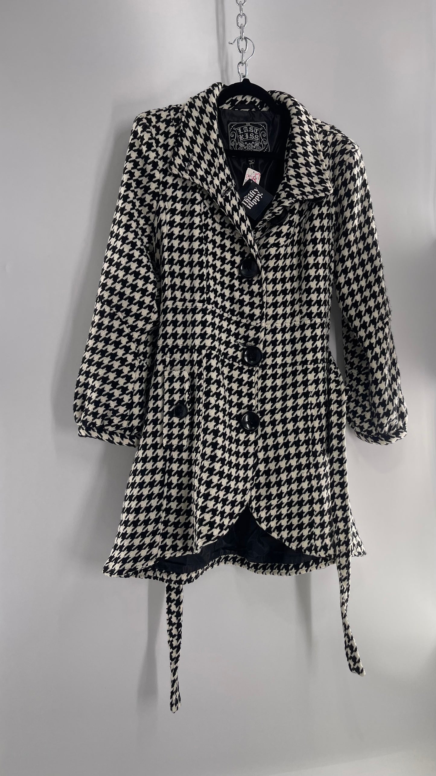 Deadstock Vintage Last Kiss Houndstooth Coat with Bubble Sleeve, Waist Tie, and Sweeping Hem (XXL)