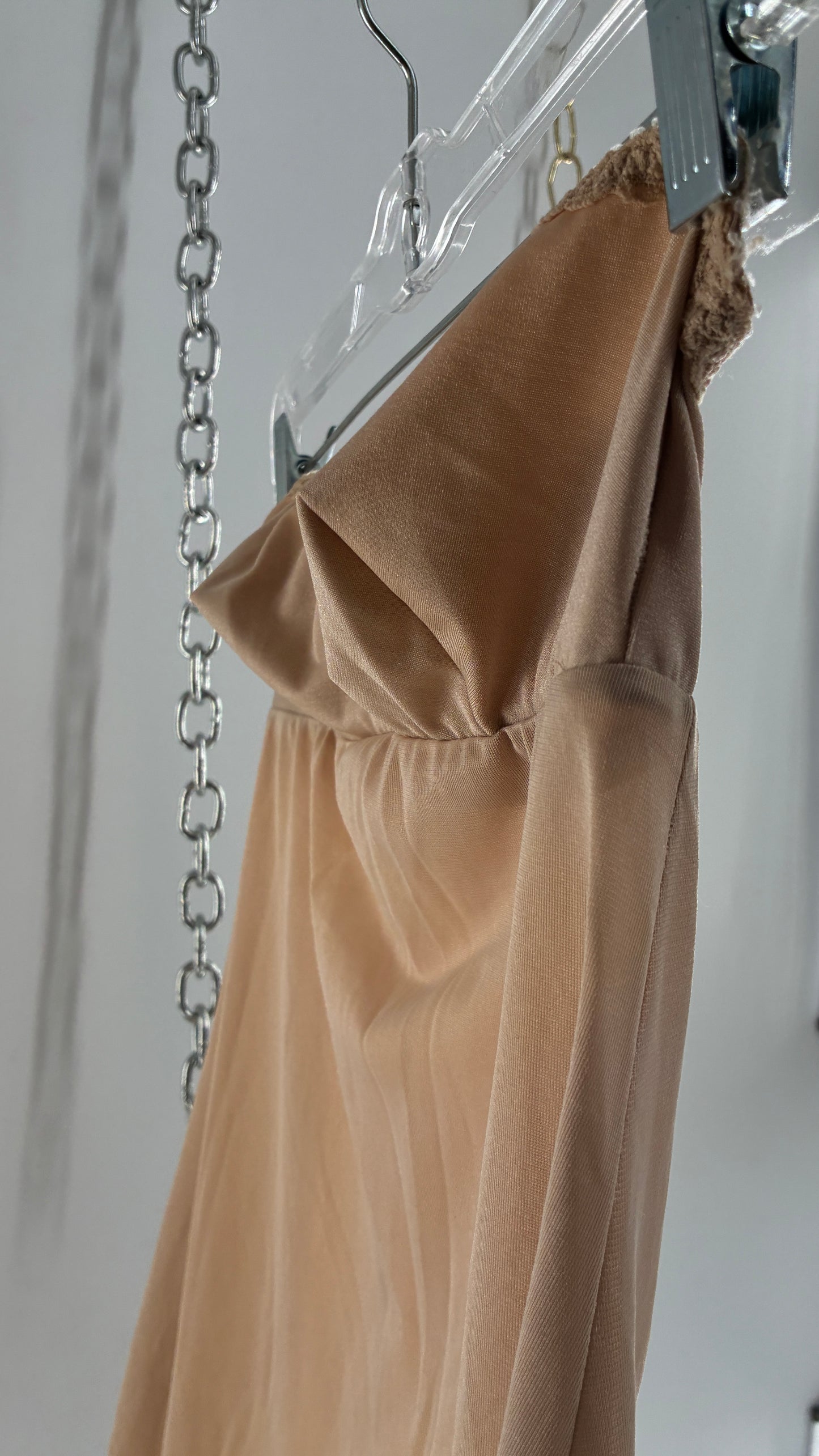 Vintage FORMFIT ROGERS Nude Slip Dress with Lace Trim (9/10)