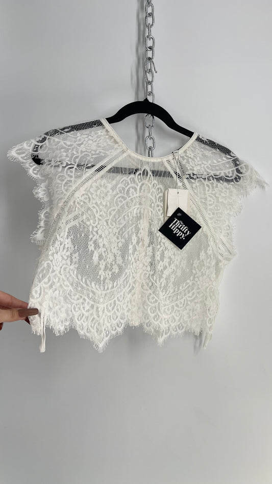 Catherine Deane ITÁLIA White Lace Button Back Short Sleeve Topper Covered in Beading with Tags Attached (Large)