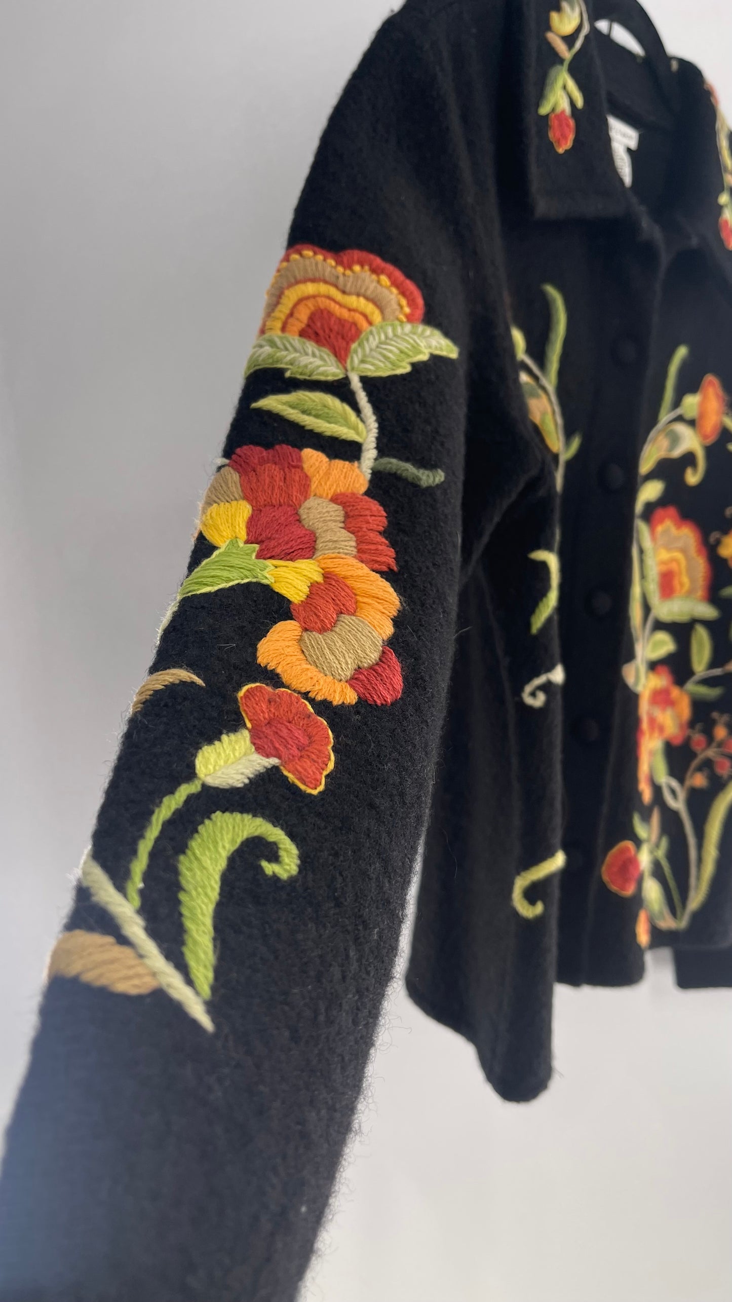 Deane & White Black 100% Wool Orange and Yellow Embroidered Flower Cardigan Jacket (Large)