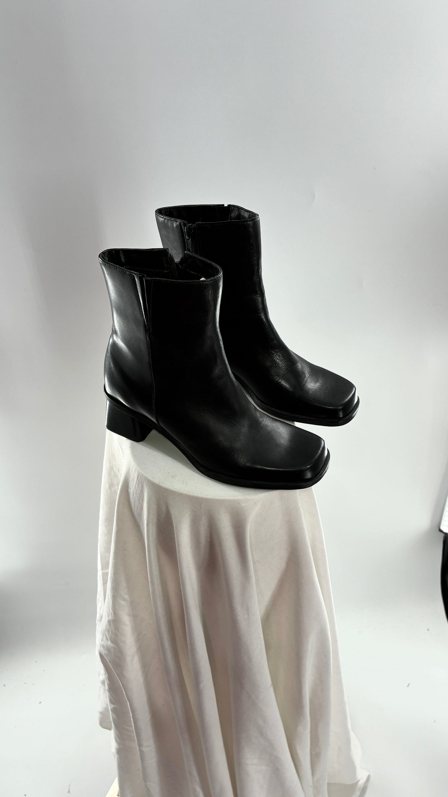 Vintage Naturalizer Black Square Toe Genuine Leather Block Heel Boots Made in Brazil (8)