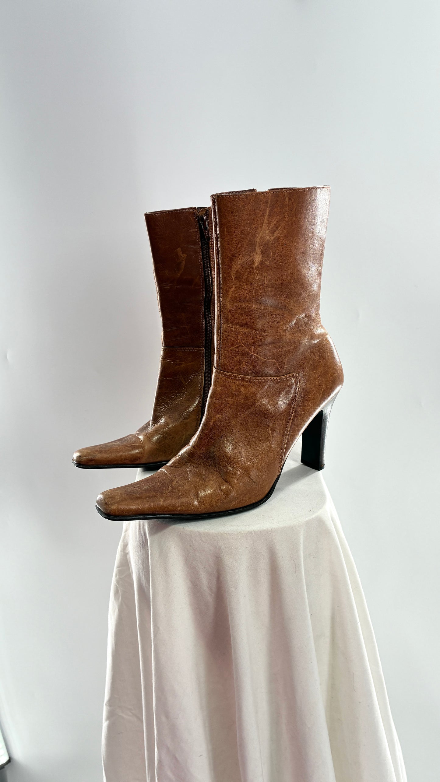 Vintage 1990s STEVE MADDEN Joesie Distressed Leather Pointed Square Toe Booties Made in Brazil (8)