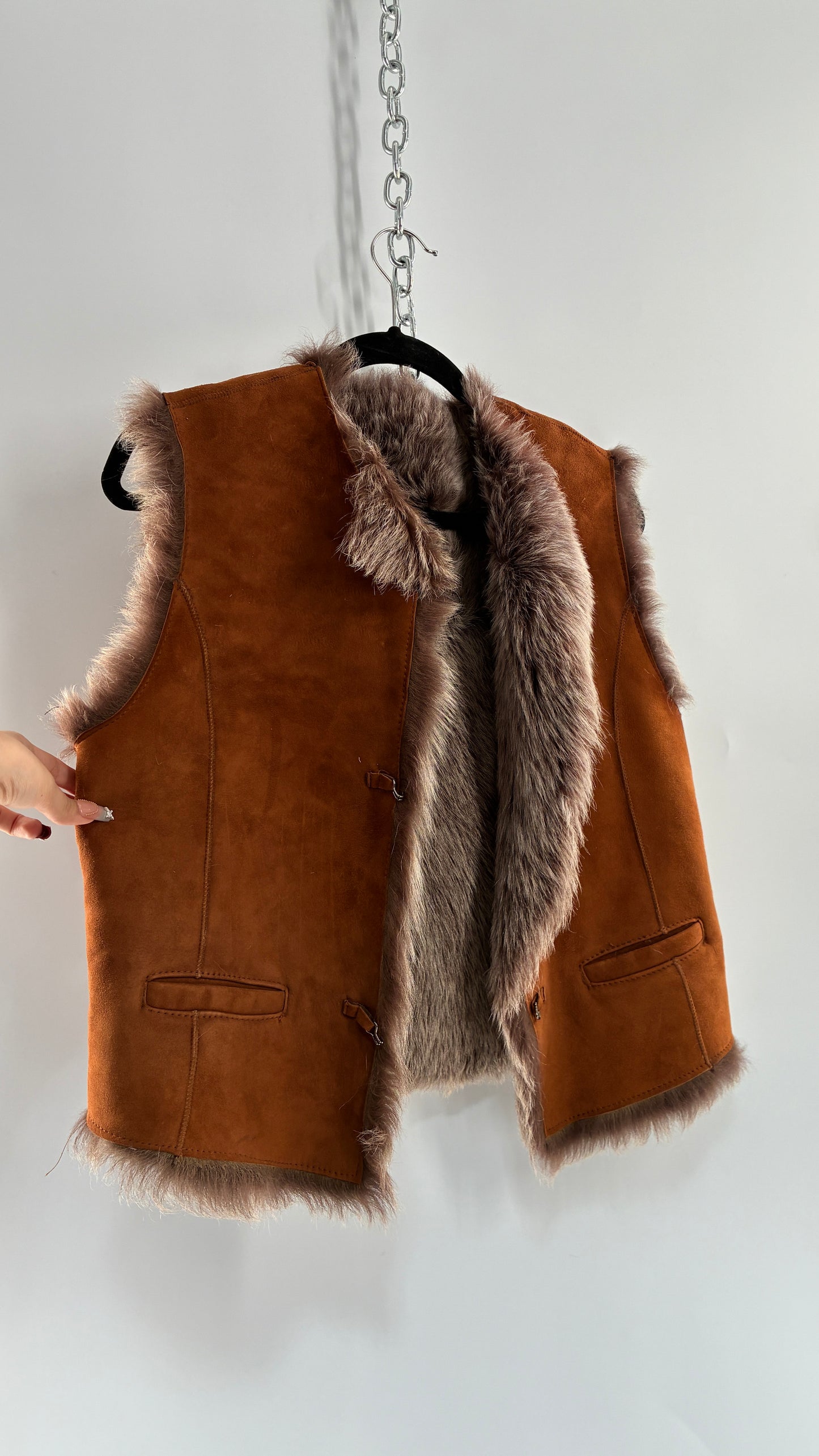 OVERLAND Genuine Fur and Sheepskin Suede Leather Vest Made in France (12)