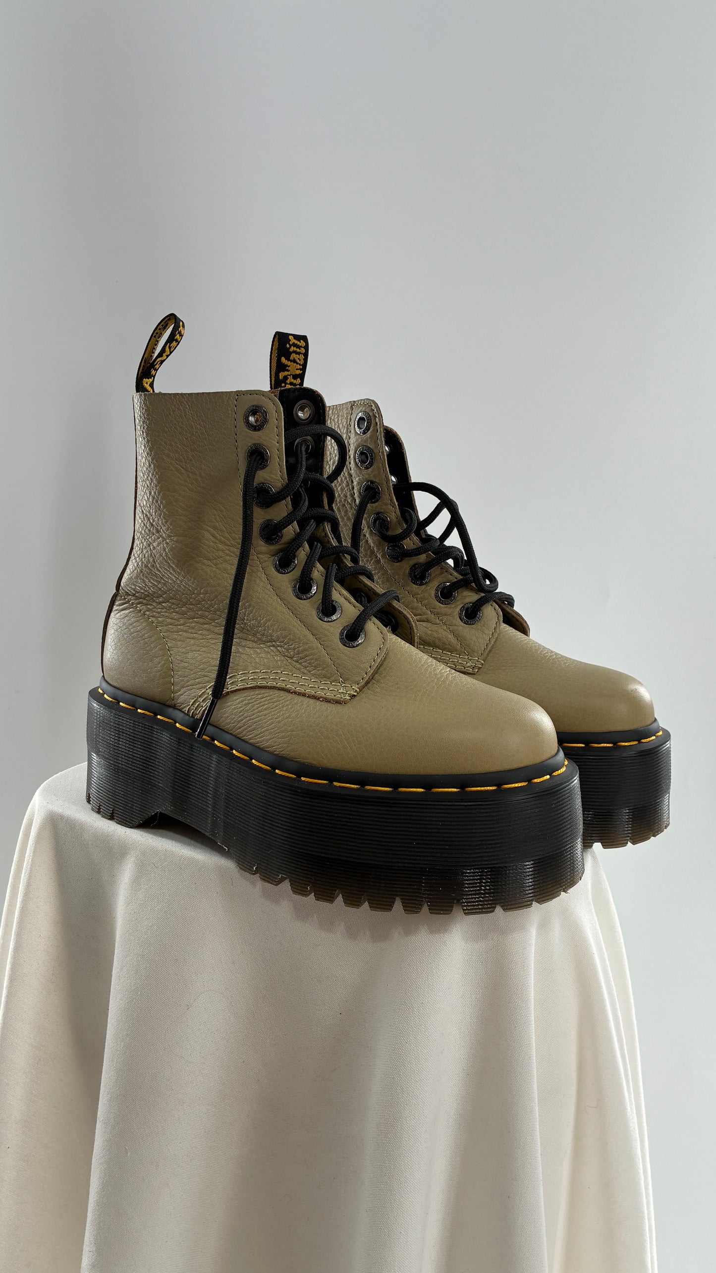 Vintage Dr. Martens 1460 Pascal Max Platform Pale Olive Pisa Boot (6L)