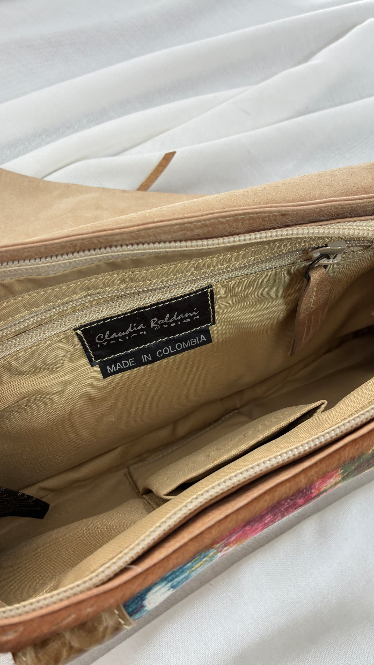 Vintage CLAUDIA ROLDANI Leather Rosette Purse Made in Colombia