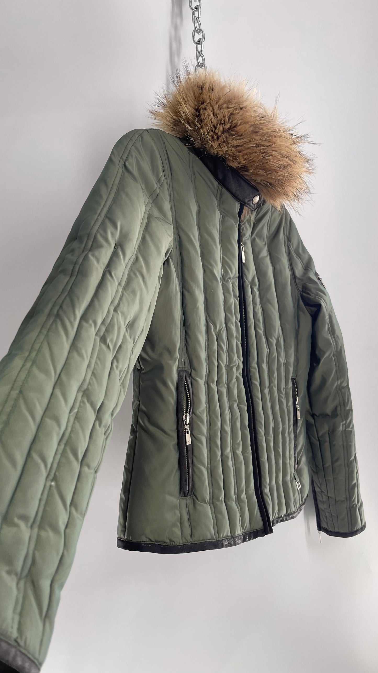 Vintage Michael Kors 1990s Army Green Puffer with Raccoon Fur Hood Waterfowl and Down Filling (Small)