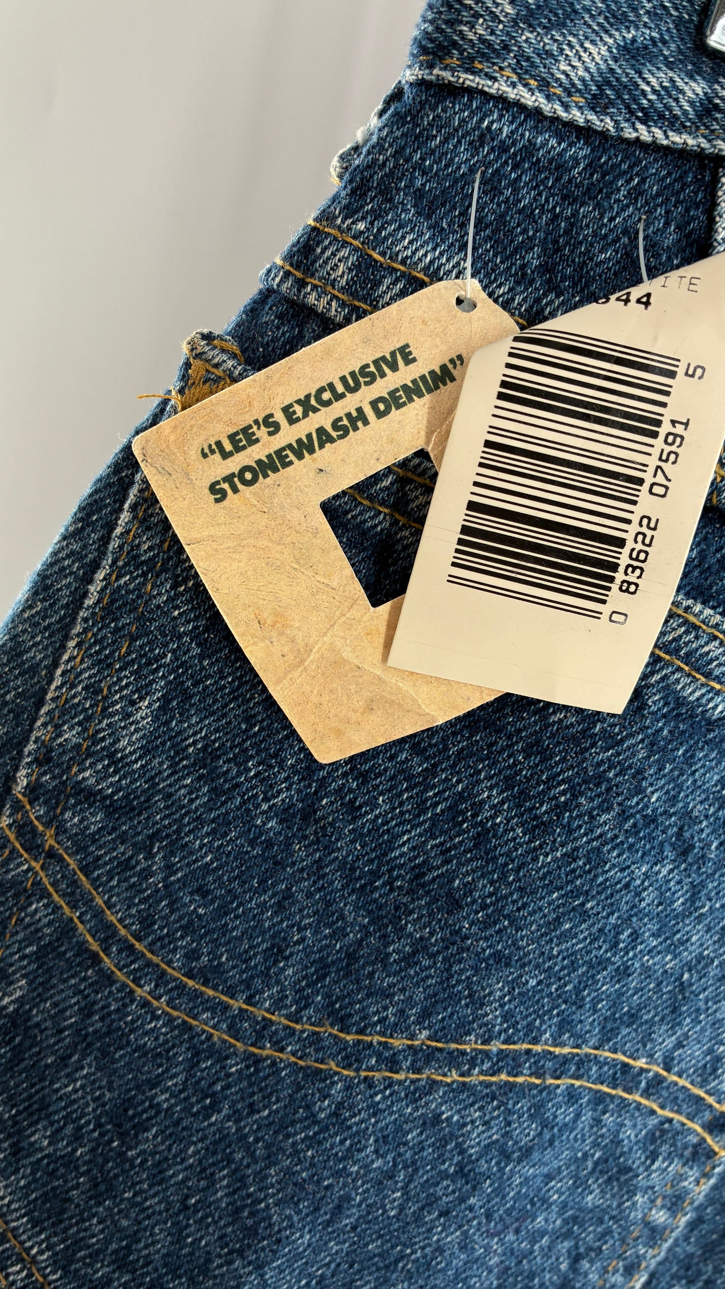 Deadstock Vintage 1980s Lee Stone Wash Mom Jean (12P)
