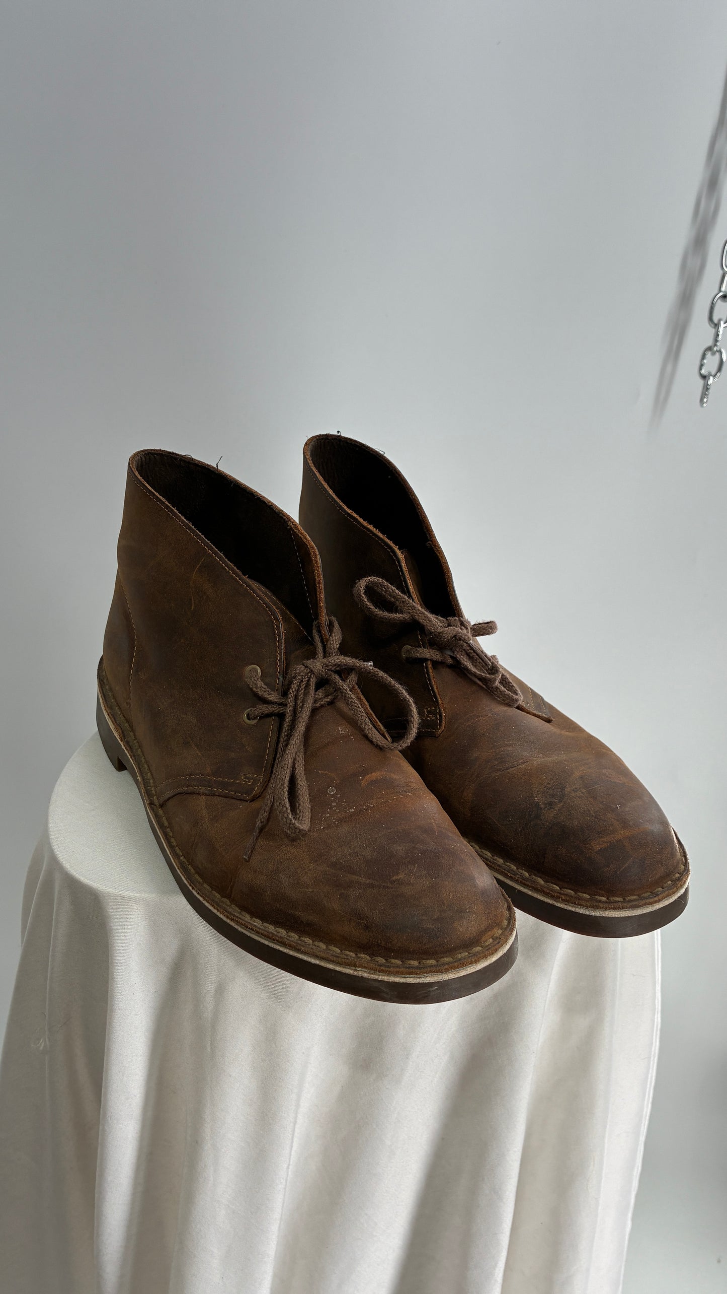 CLARKS Brown Leather Men’s Bushacre Chukka Boots (10.5)