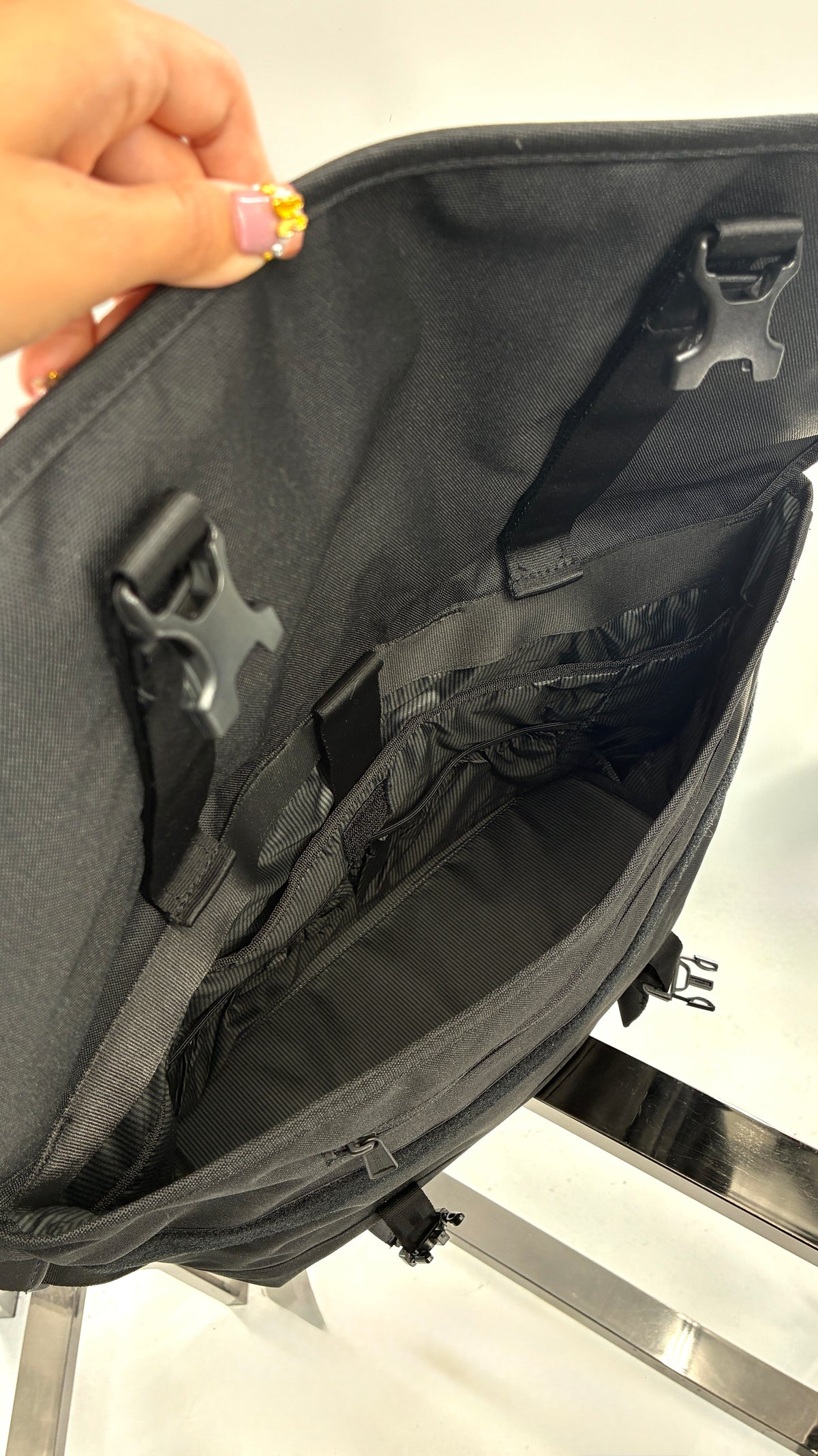 Vintage HERSCHEL Cove Black Laptop Briefcase Bag with Tags