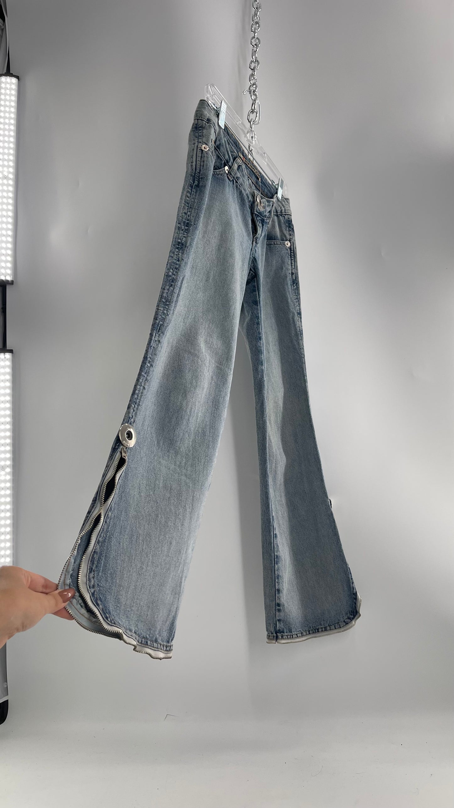 Vintage New Trips Light Wash Kick Flare Jeans with Zipper Hem Detail, V Waistline and Oversized Metal Buttons (40)