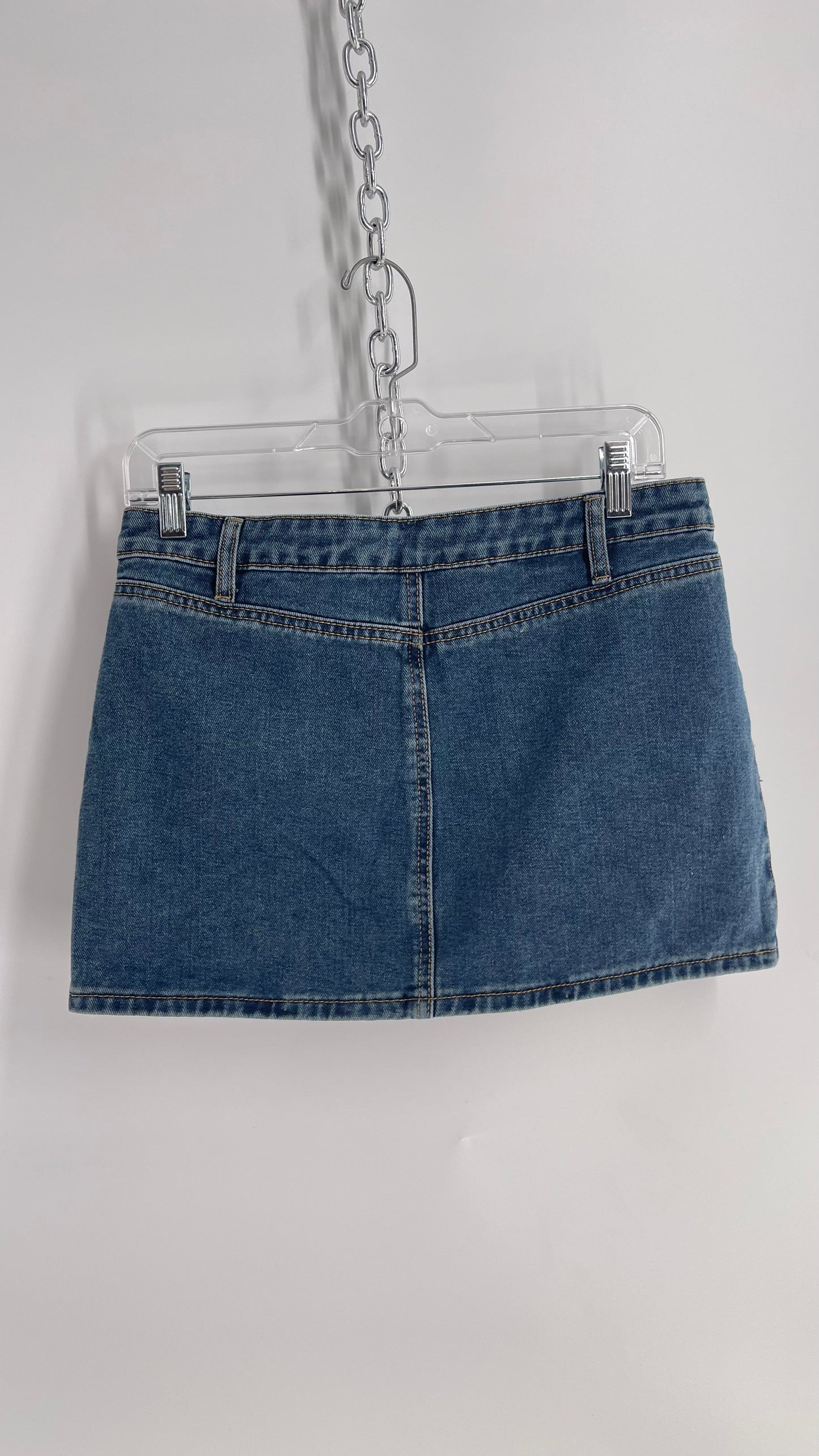 Pretty Little Thing Denim Mini Skirt with Pockets (6)