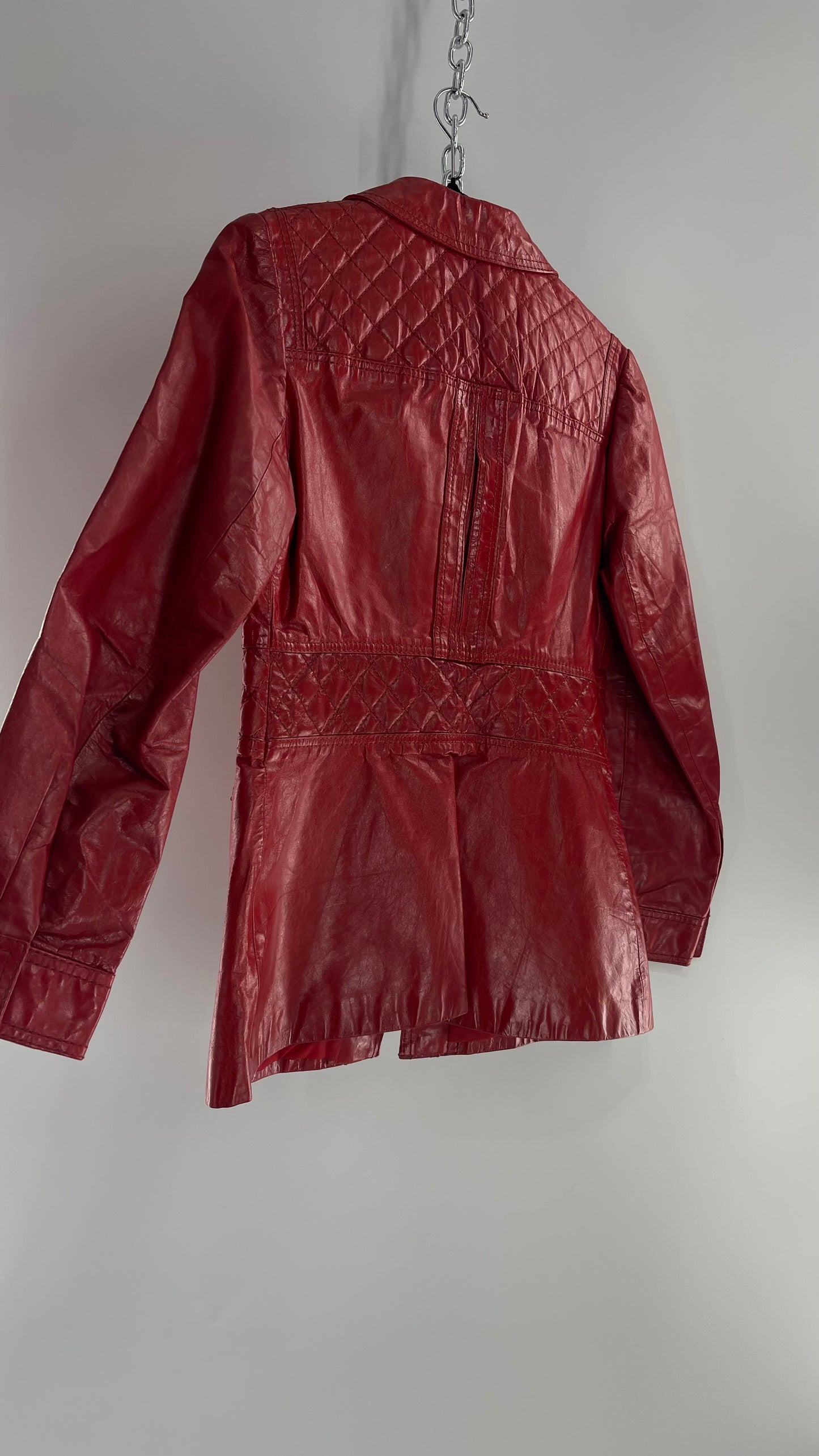 VINTAGE 1970s Ms Pioneer Red Leather Coat with Quilted Waistline (10)