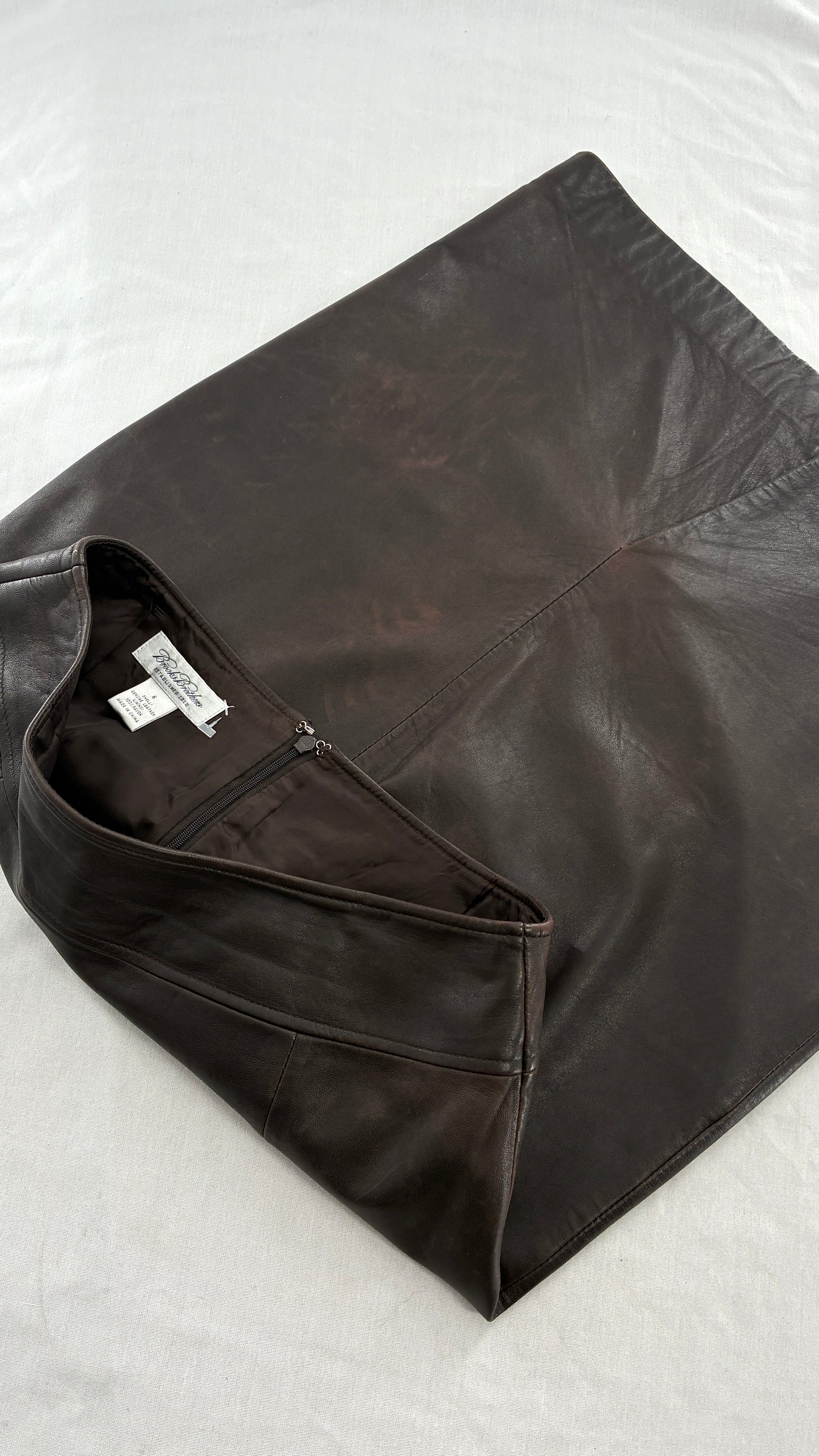 Vintage BROOKS BROTHERS Brown Distressed Genuine Leather Skirt (6)