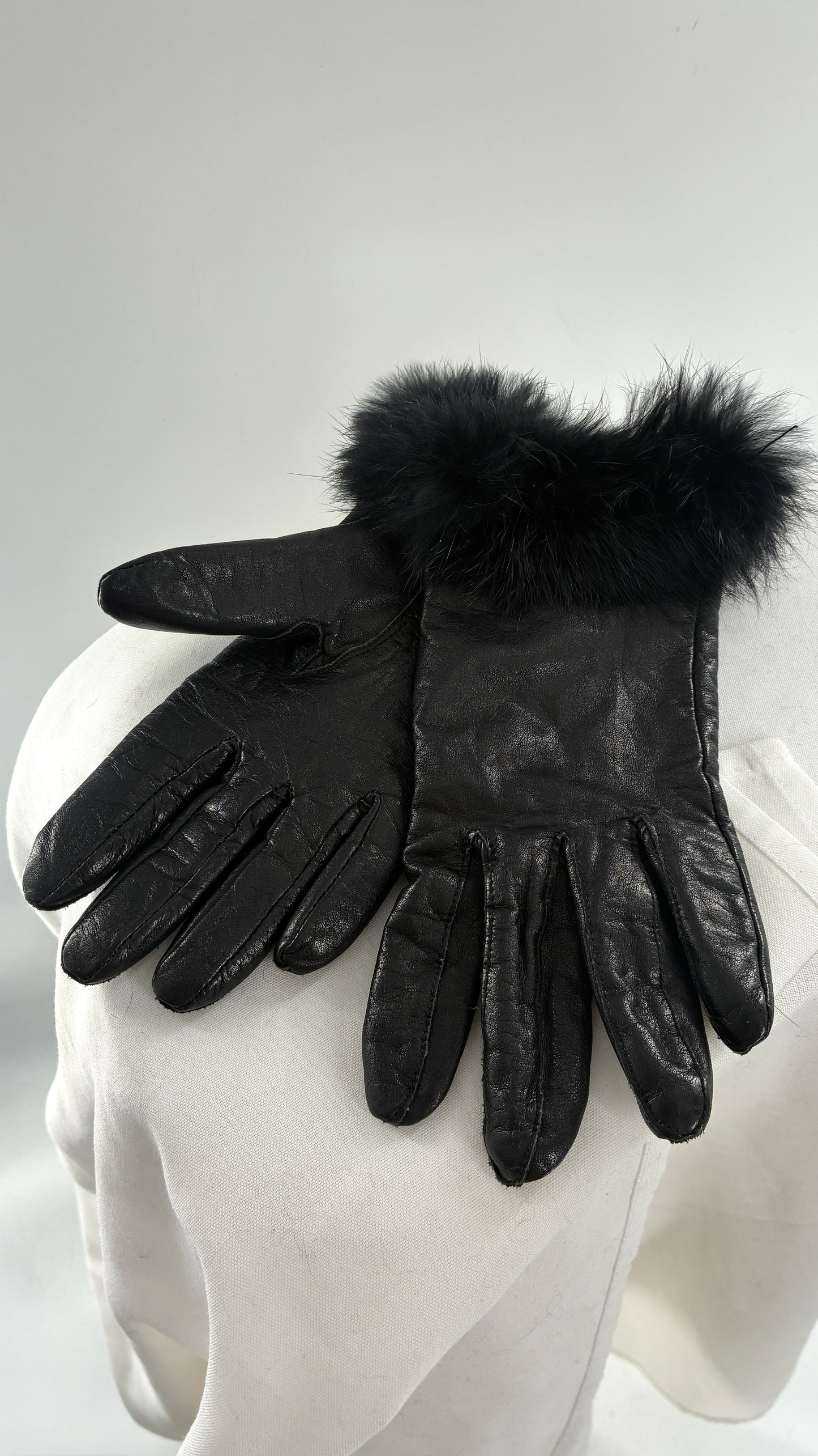 Vintage Black Genuine Leather Gloves with Rabbit Fur Trim