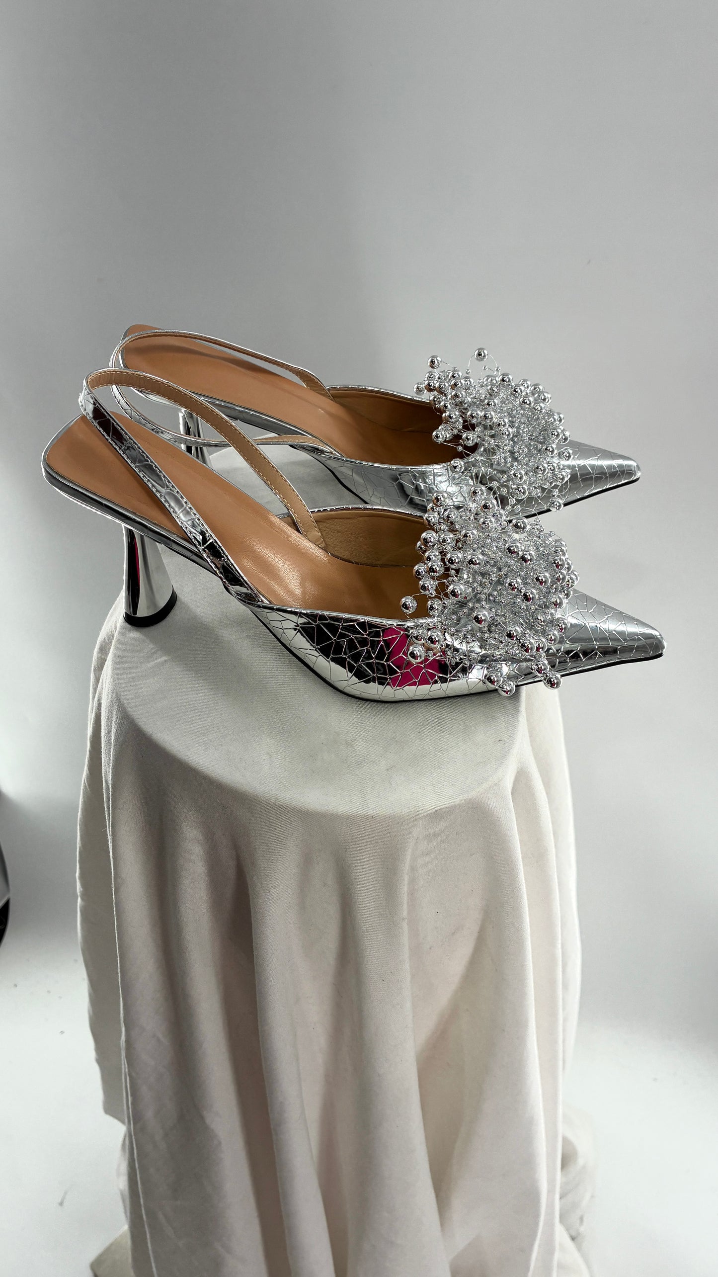 Chrome Silver Pointed Toe Slingback Kitten Heels with Abstract Detail (42)