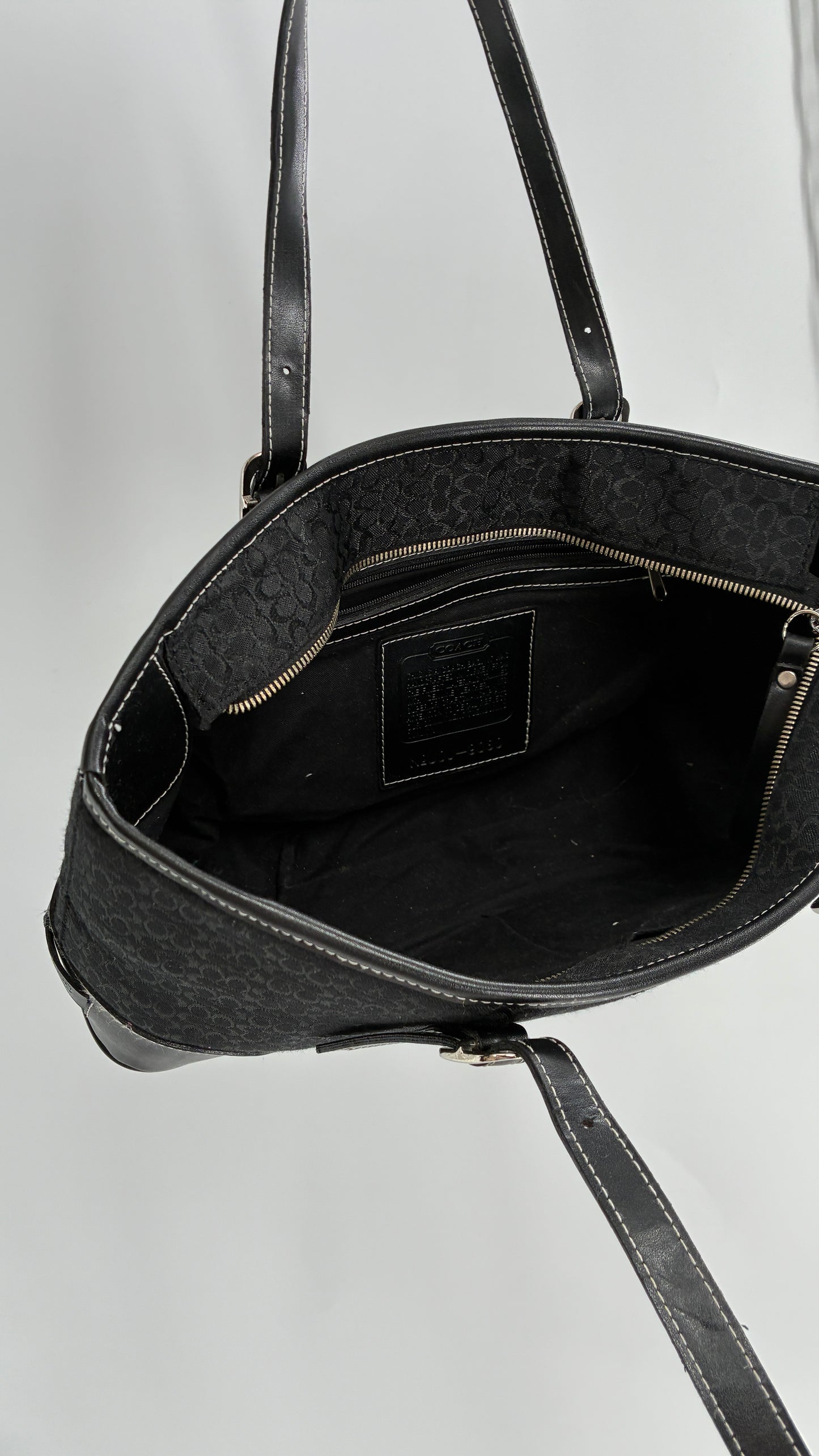 Vintage Unauthenticated COACH Monogram Shoulder Purse