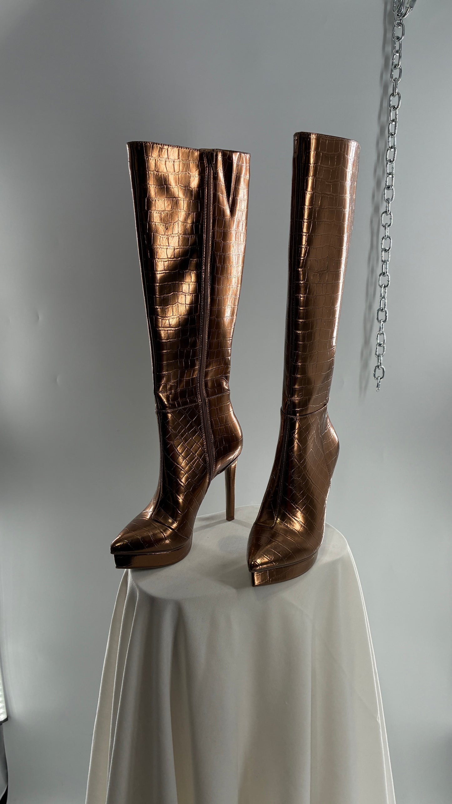Vintage THALIA SODI Bronze Embossed Crocodile Texture Platform, Pointed Toe, Knee High Boots (6)