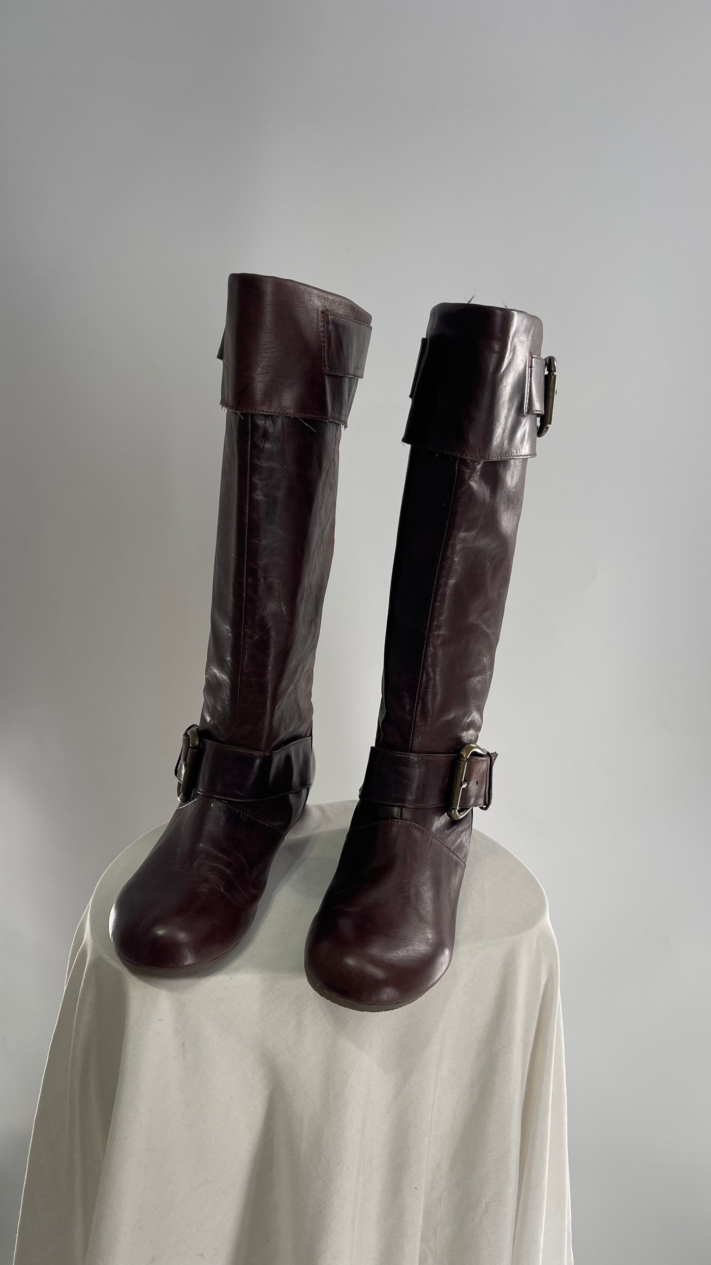 Vintage ALDO Leather Round Toe Buckle Side Boots w (37)